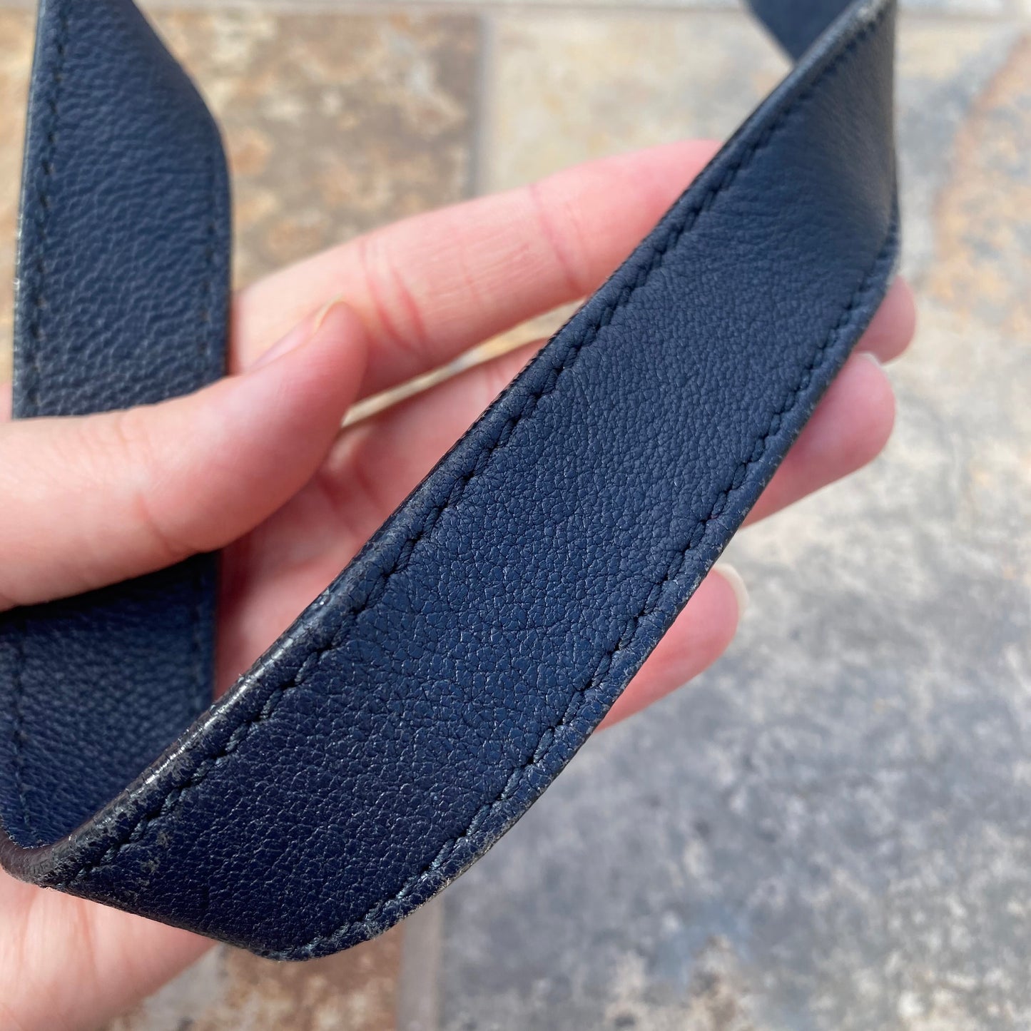Yves Saint Laurent Cabas Chyc Crossbody