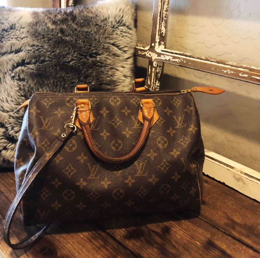 Louis Vuitton Vintage Monogram Speedy 30
