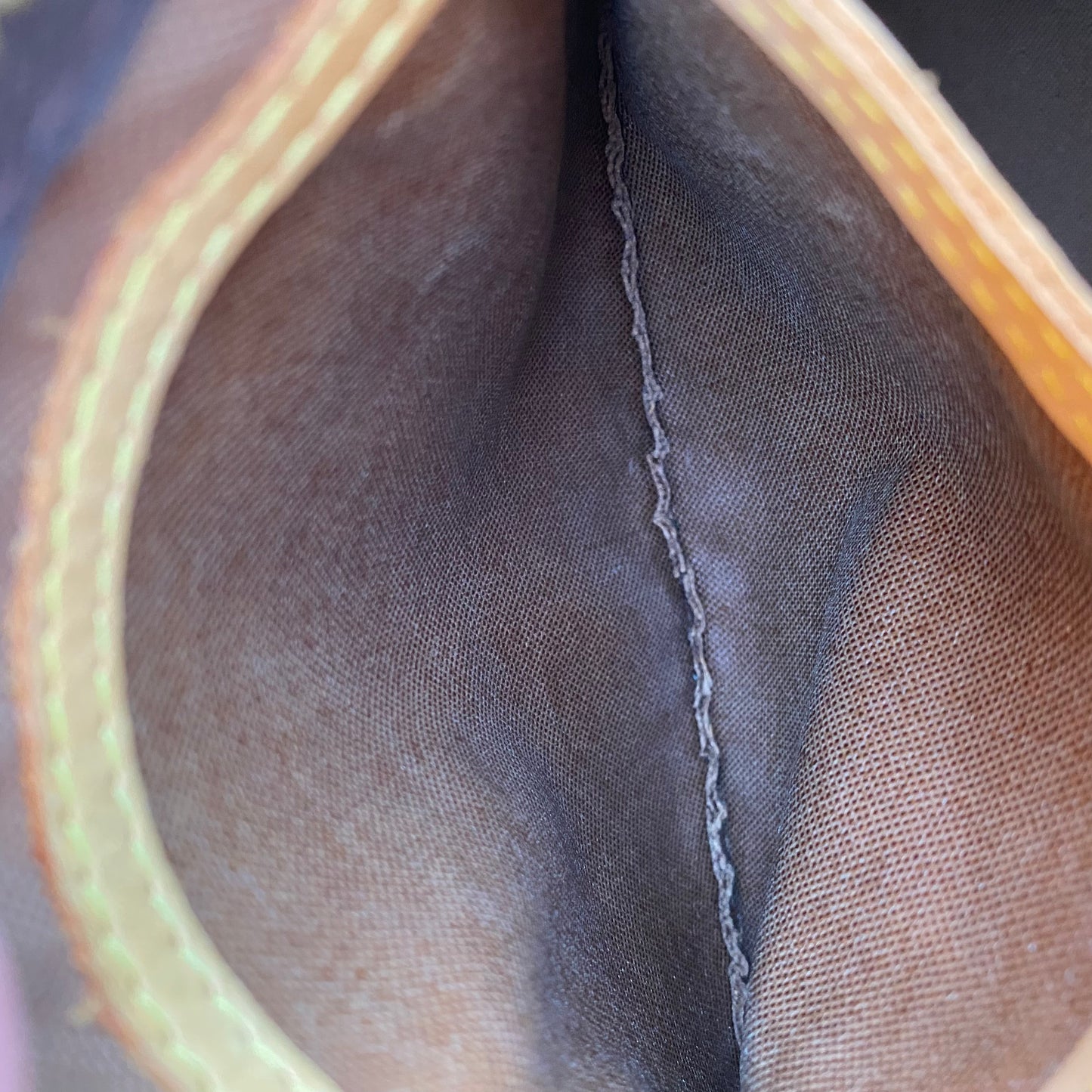 Louis Vuitton Monogram Speedy 25 Satchel