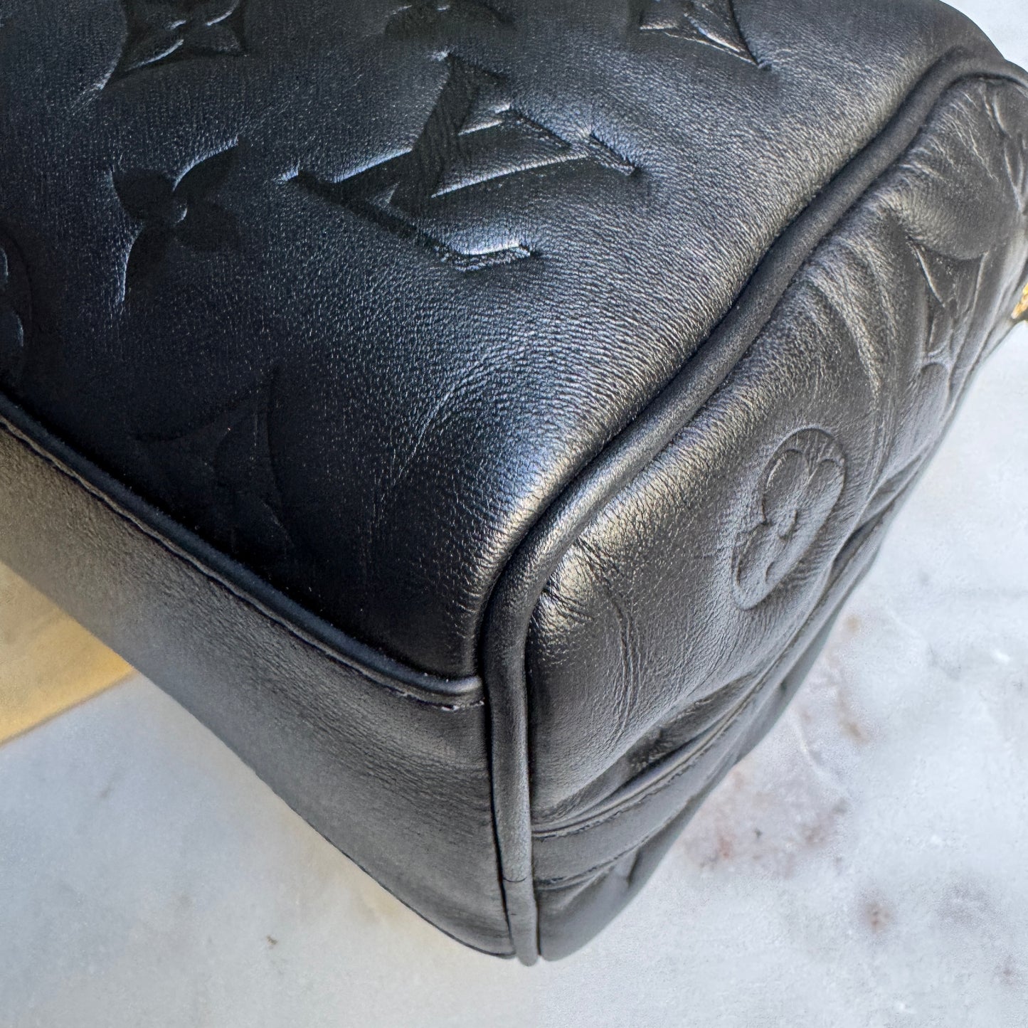 Louis Vuitton Monogram Bubblegram Empreinte Speedy 22 Bandouliere