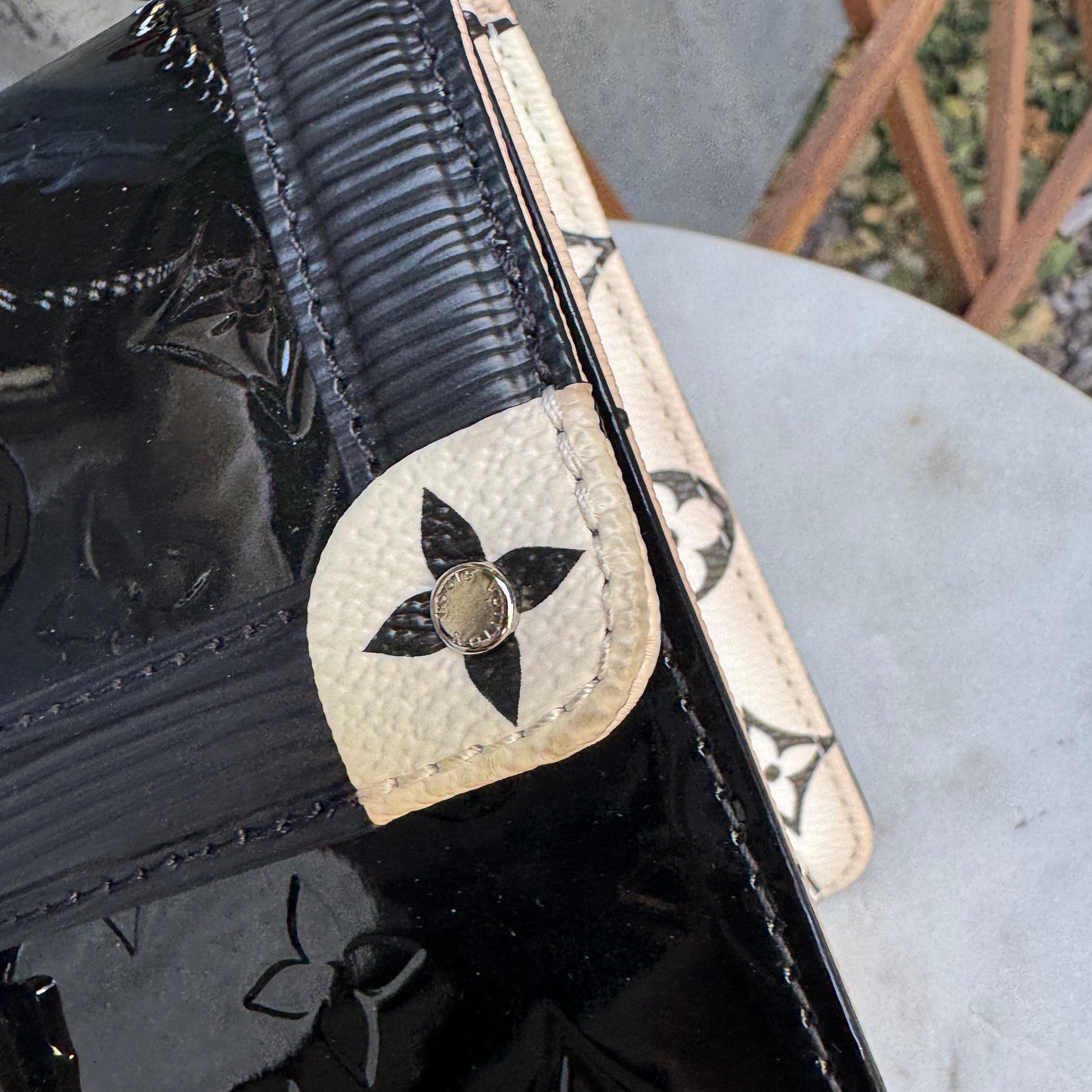 Louis Vuitton Wynwood Monogram Vernis Crossbody