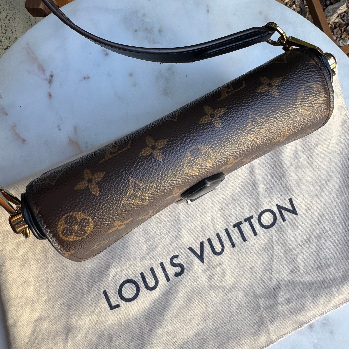 Louis Vuitton Monogram Neo Saint Cloud Shoulder Bag