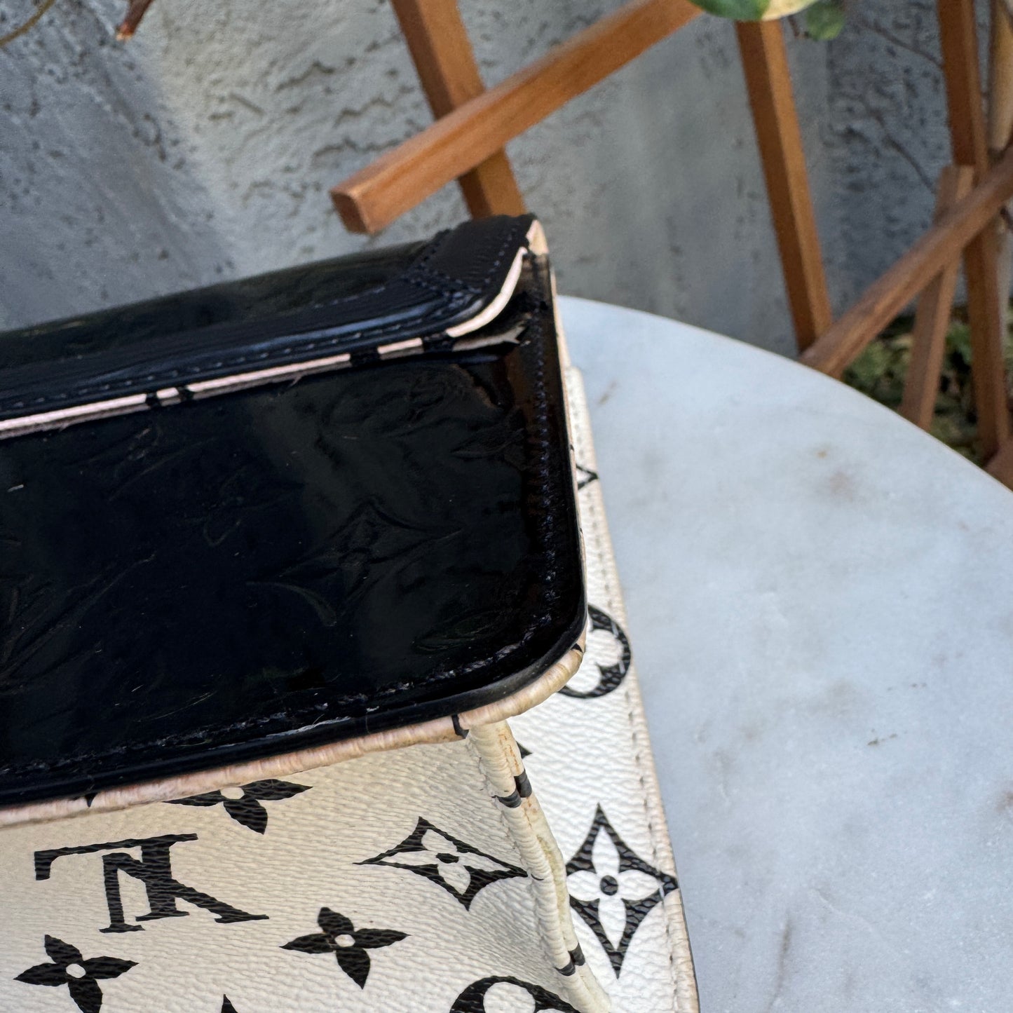 Louis Vuitton Wynwood Monogram Vernis Crossbody