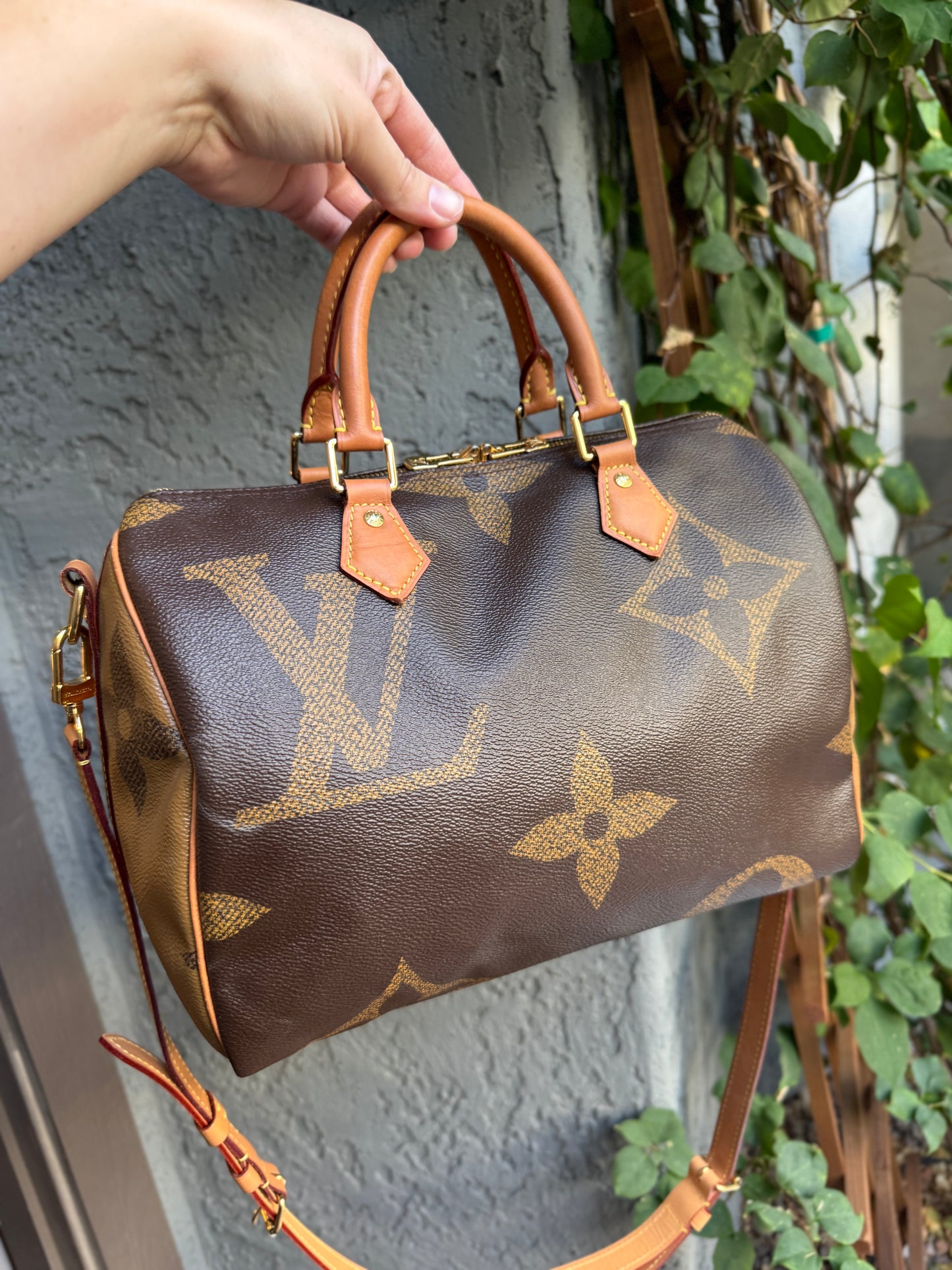 Louis Vuitton Reverse Giant Monogram Speedy Bandouliere 30