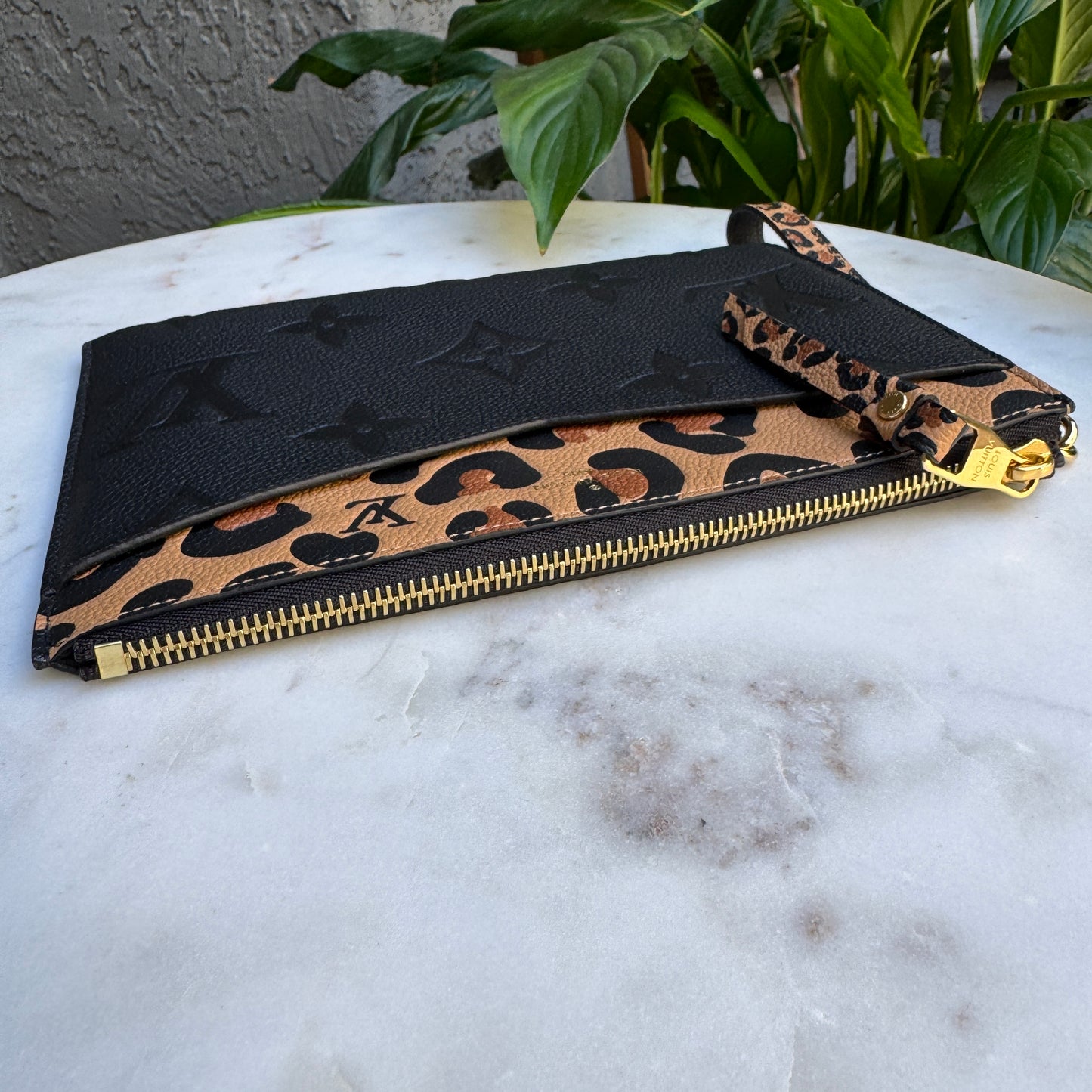 Louis Vuitton Empreinte Monogram Giant Wild at Heart Pochette Wristlet