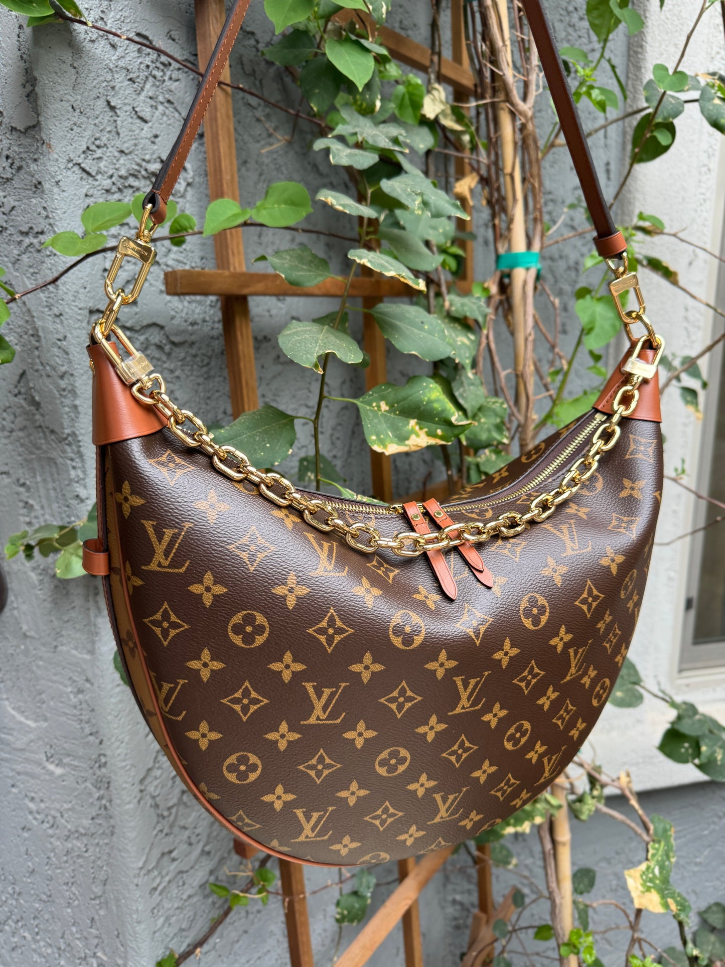 Louis Vuitton Loop Hobo