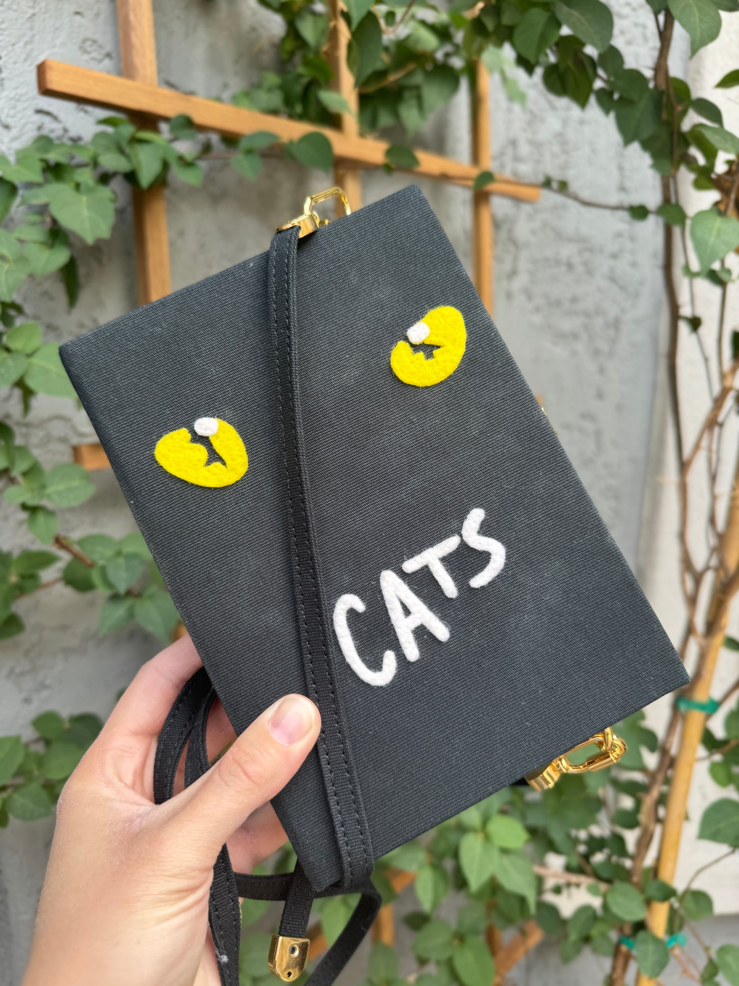 Olympia Le-Tan Cats Clutch Crossbody