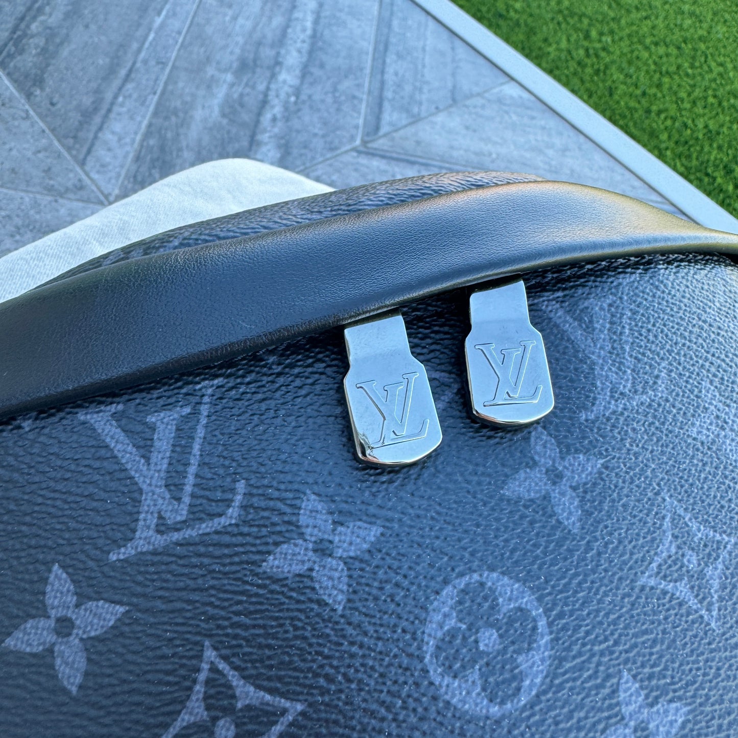 Louis Vuitton Discovery Bumbag PM