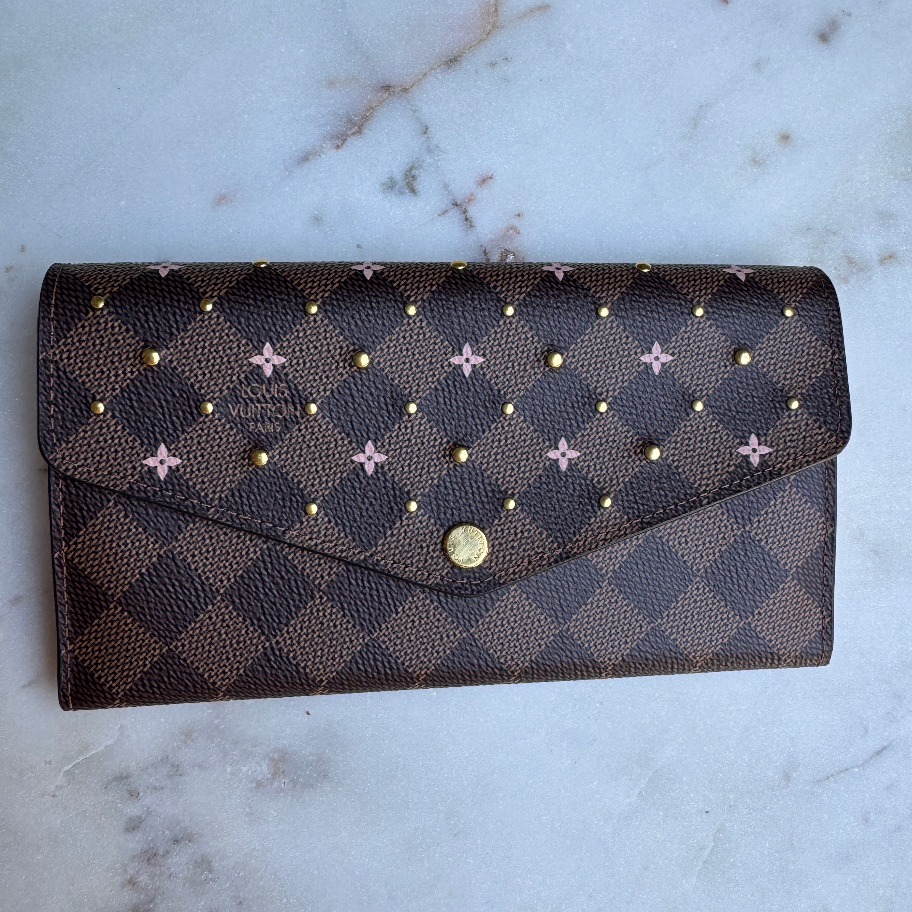 小物 Louis Vuitton Studded Sarah Wallet Louis Vuitton Studded Sarah Wallet