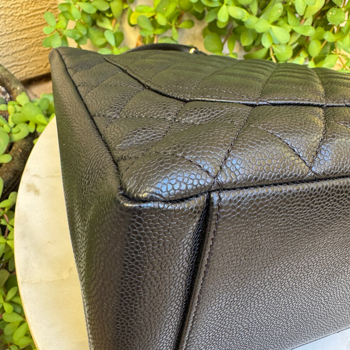 Chanel Classic Vintage Jumbo Caviar Single Flap