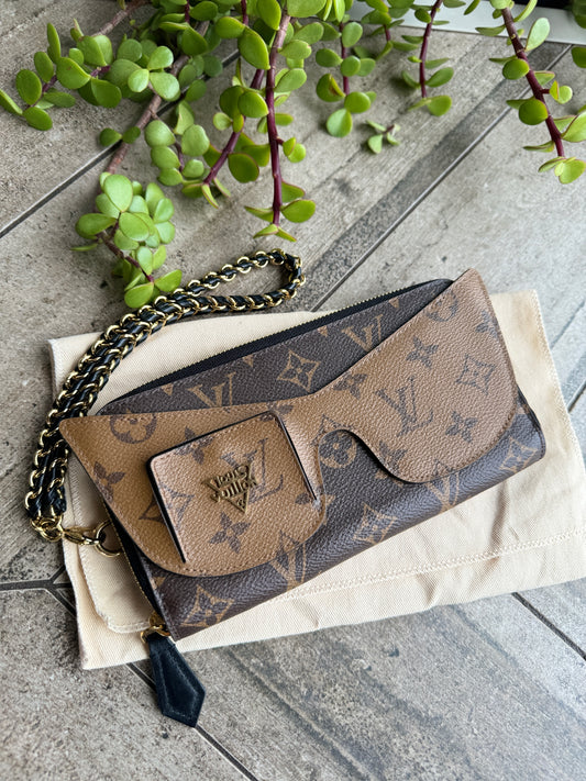 Louis Vuitton Reverse Monogram Zippy Shades Wallet