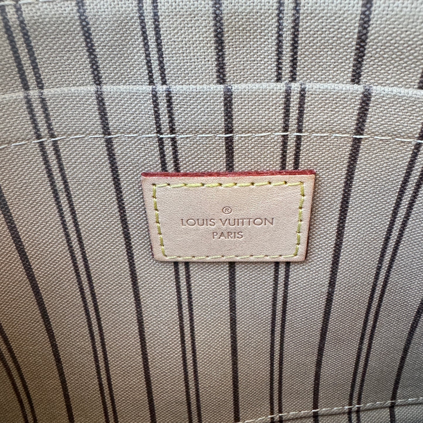 Louis Vuitton Monogram Neverfull Zipper Pochette
