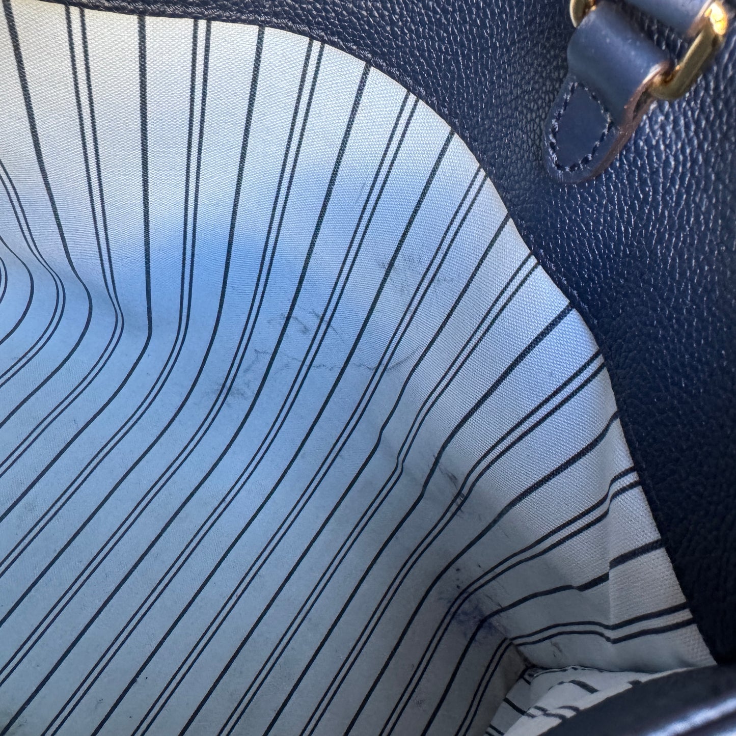 Louis Vuitton Monogram Giant Raffia OnTheGo MM