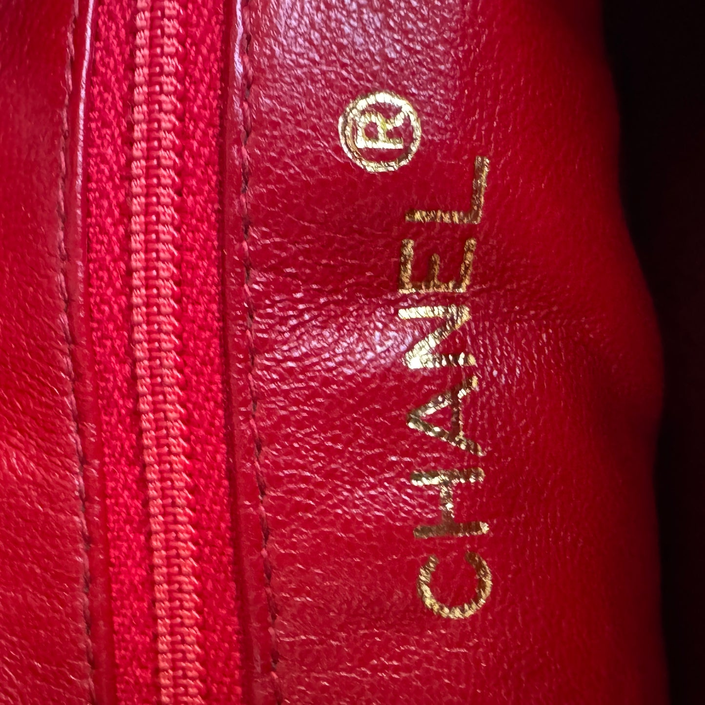 Chanel Caviar Leather Camera CC Vintage Flap Crossbody