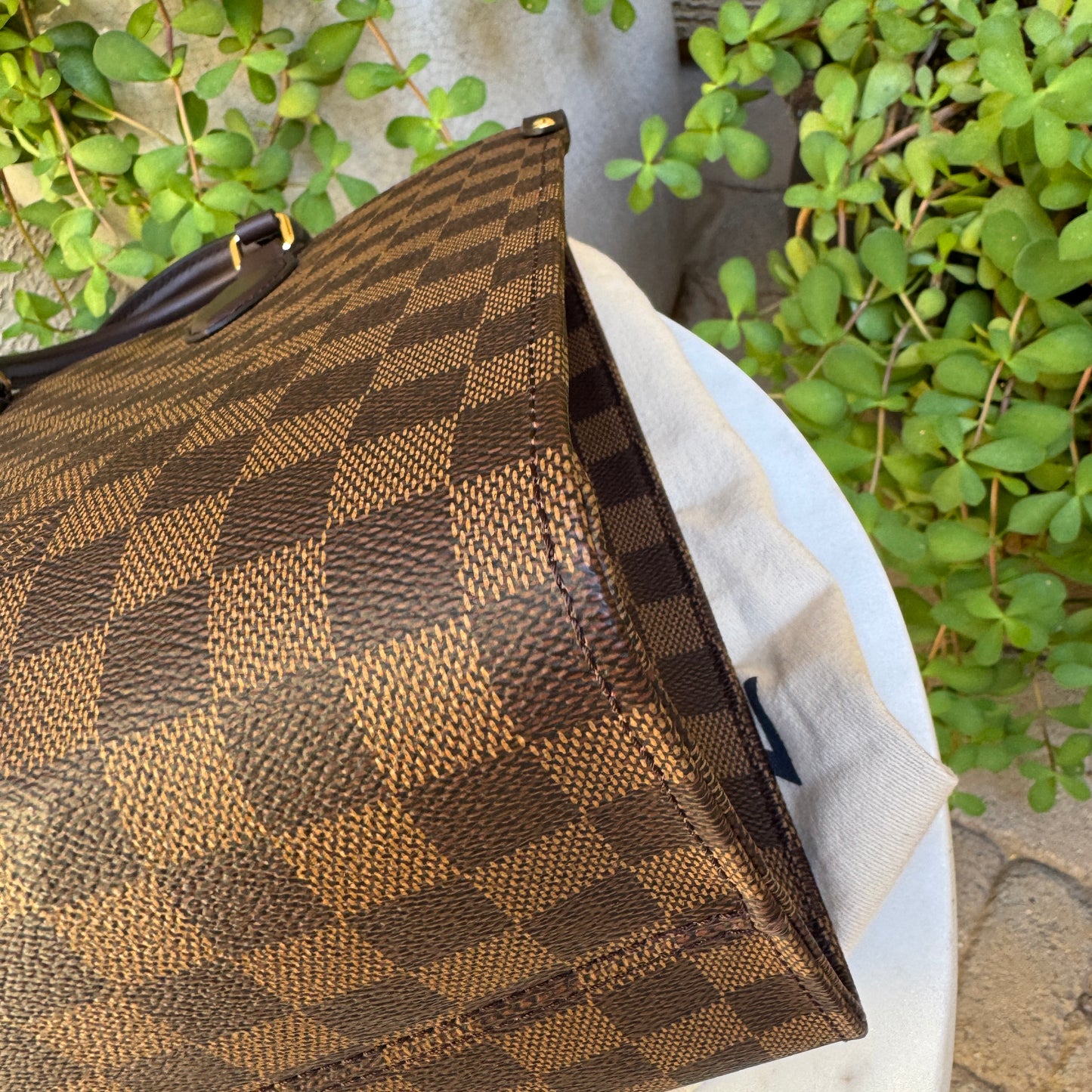 Louis Vuitton Damier Ebene OnTheGo MM