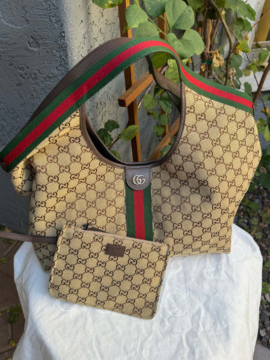 Gucci Giglio Large Monogram Hobo Tote