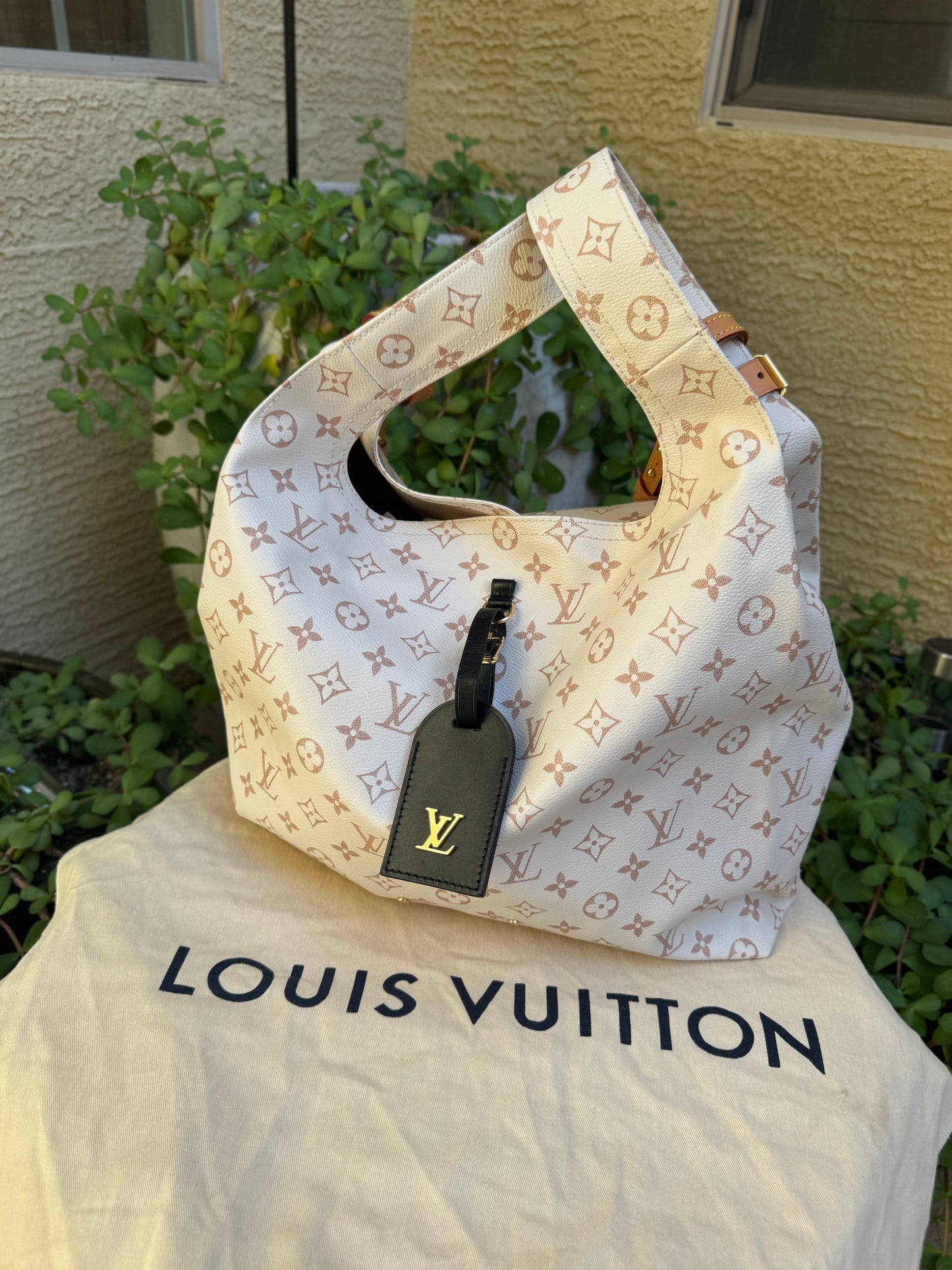 Louis Vuitton Monogram Dune Atlantis GM