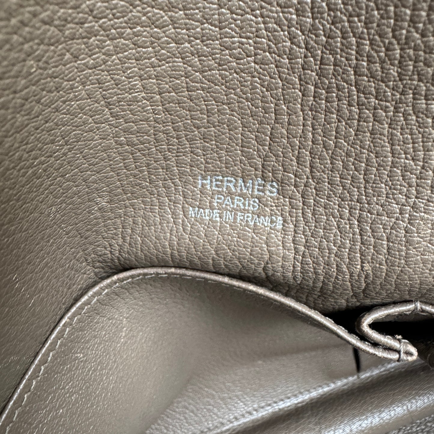 Hermès Jypsiere 34 Bicolor Pebbled Clemence Leather Crossbody