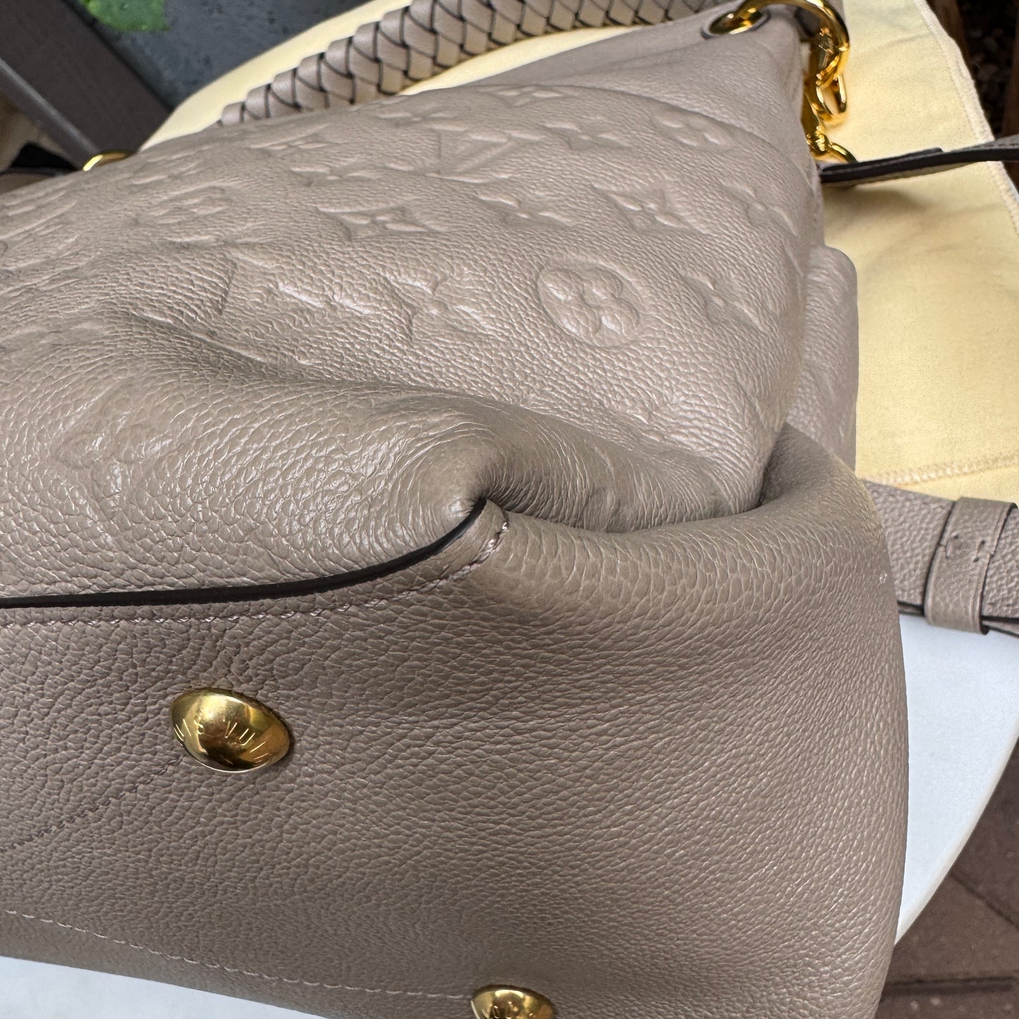 Louis Vuitton Empreinte Leather Maida Hobo