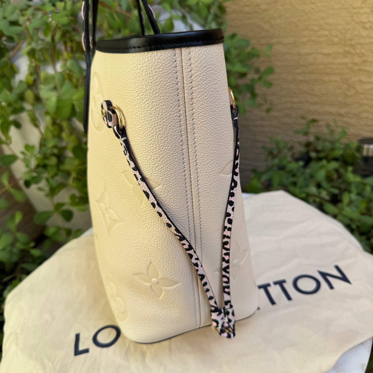 Louis Vuitton Wild at Heart Neverfull MM