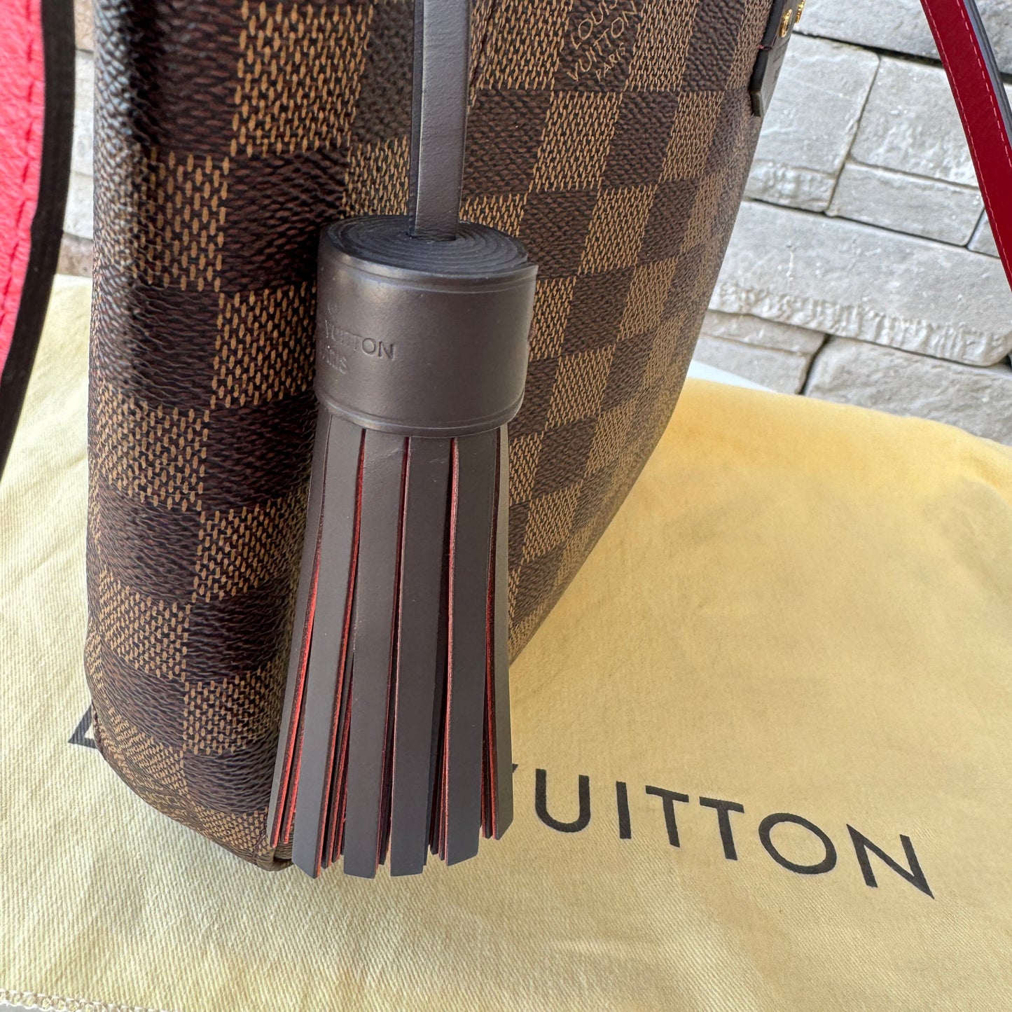Louis Vuitton Damier Ebene South Bank Besace