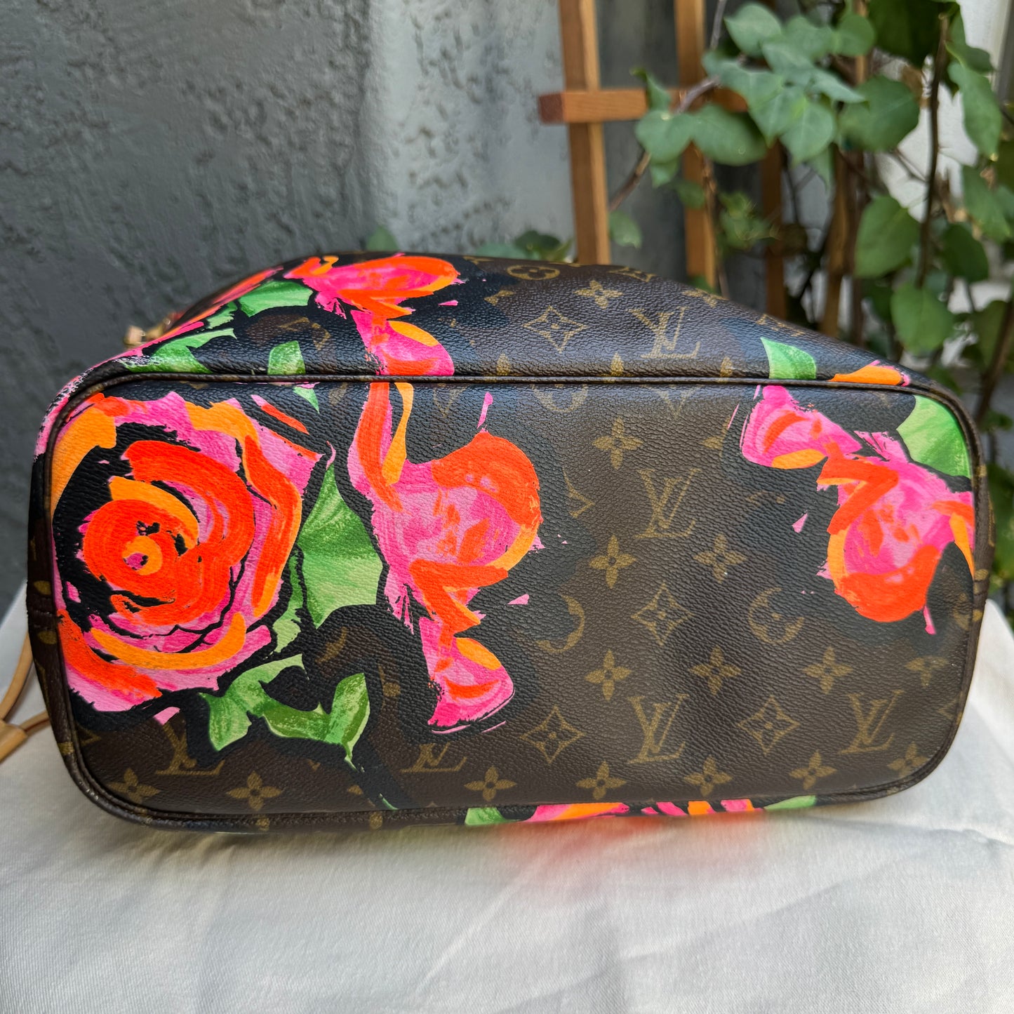 Louis Vuitton x Stephen Sprouse Rose Monogram Neverfull MM Tote