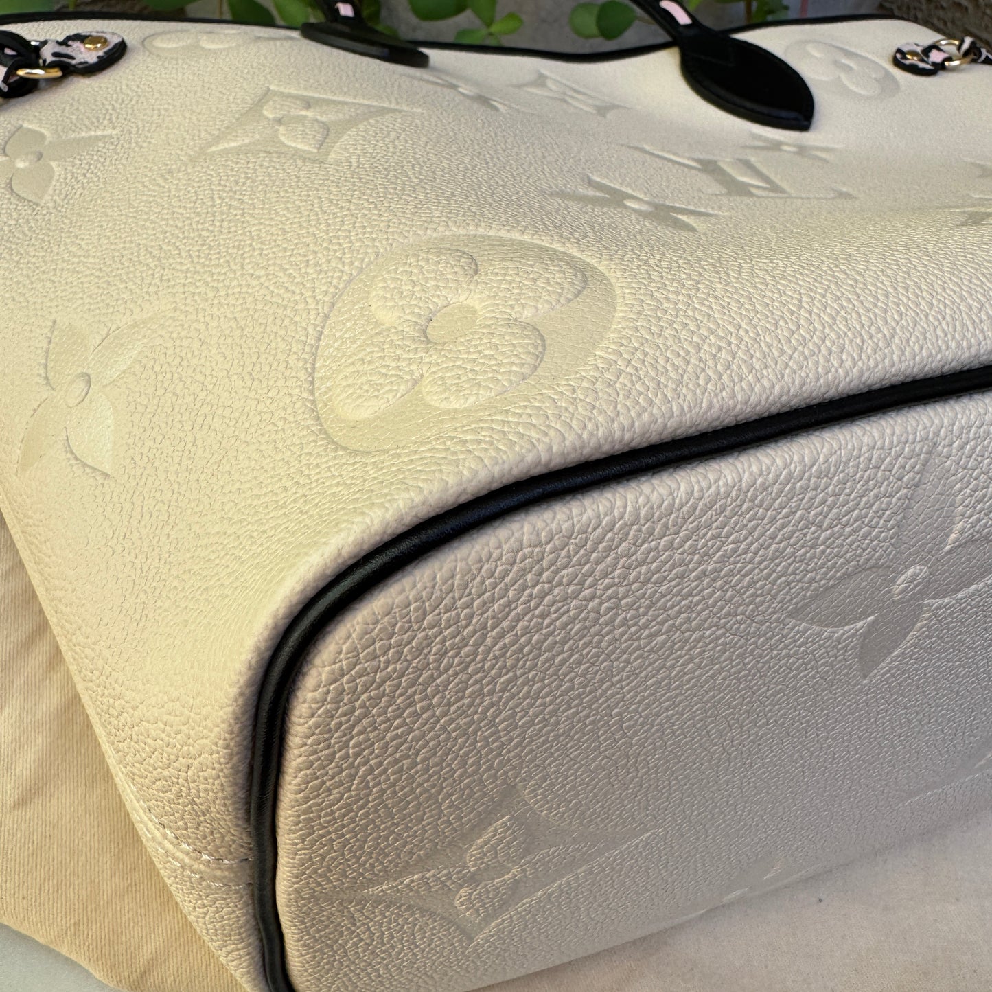 Louis Vuitton Wild at Heart Neverfull MM