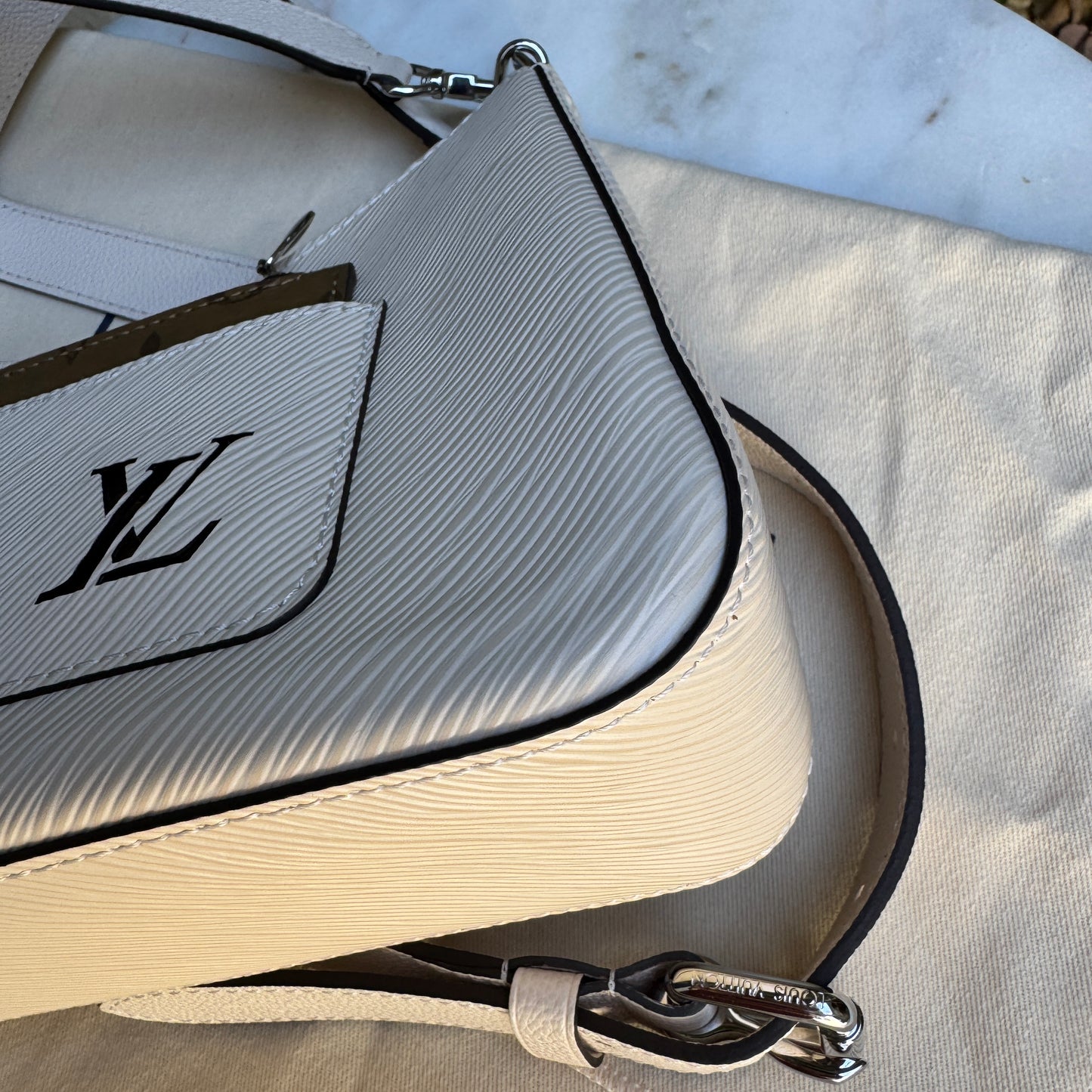 Louis Vuitton Quartz Epi Leather Marelle Crossbody