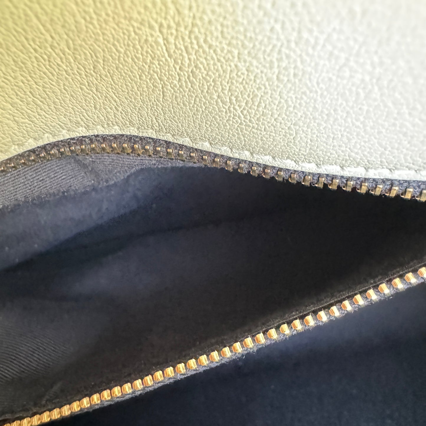 Saint Laurent Quilted Small Becky Shoulder Bag