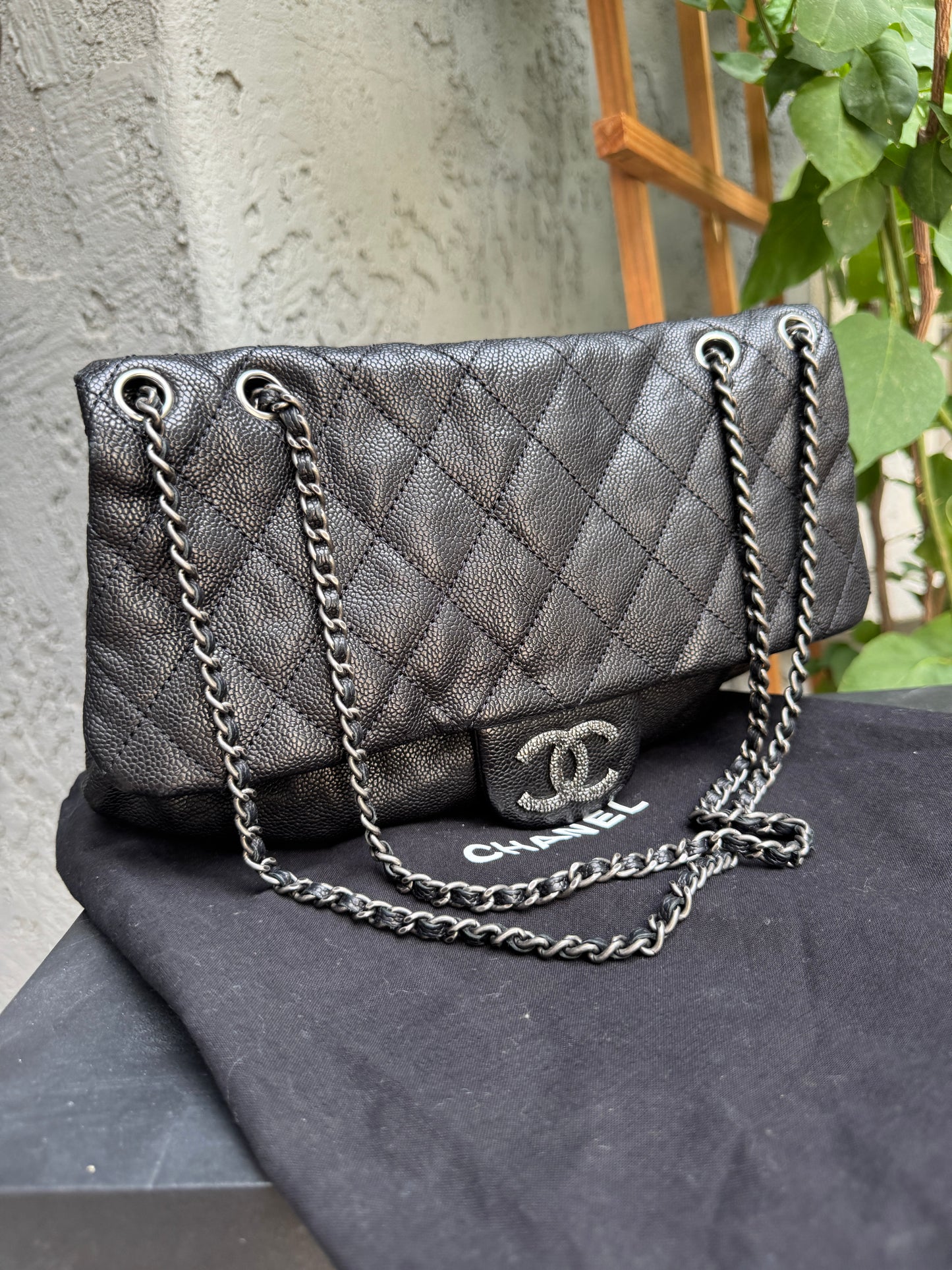Chanel Shiny Caviar Quilted Elastic Flap Shoulder Bag