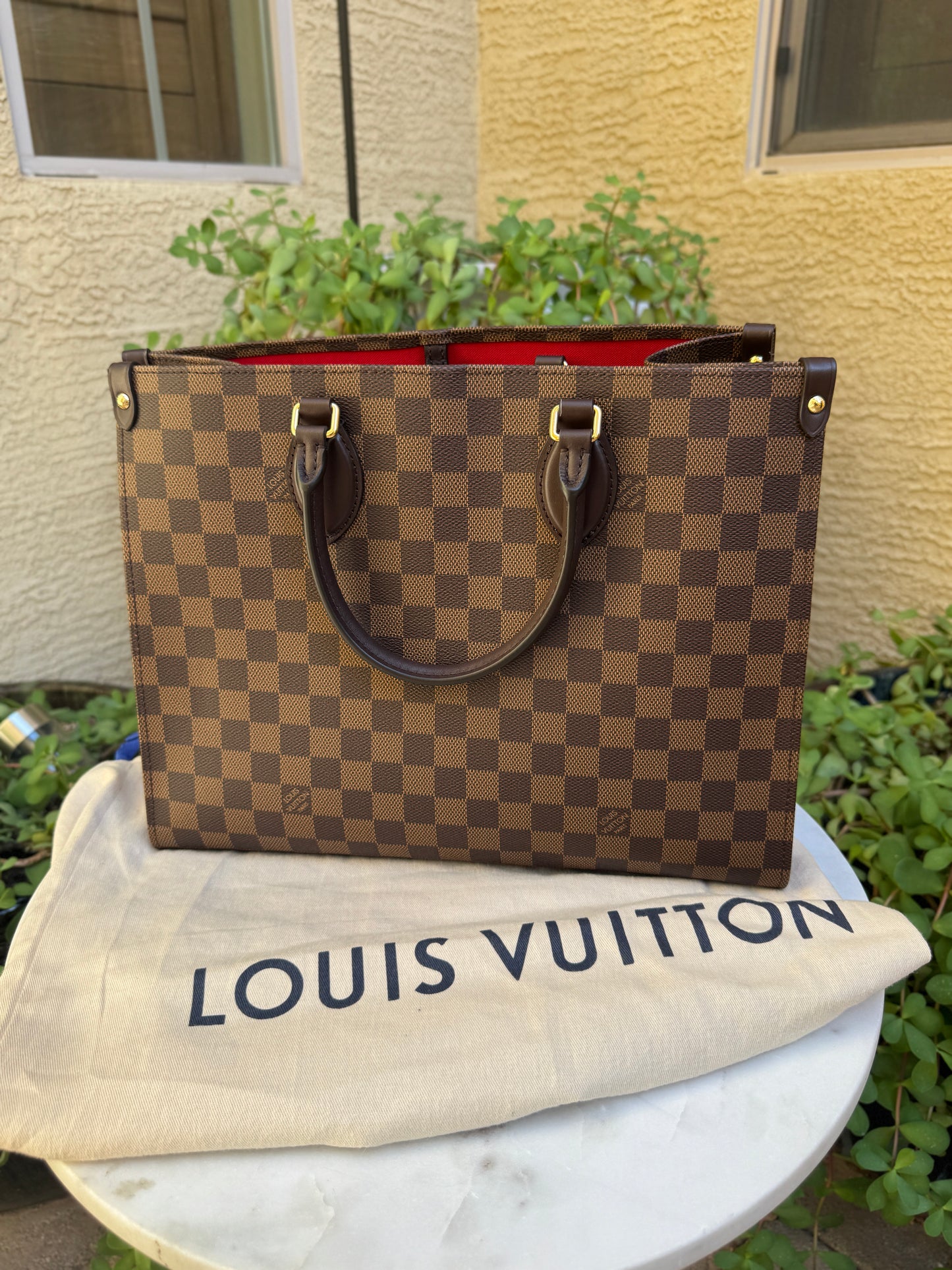 Louis Vuitton Damier Ebene OnTheGo MM