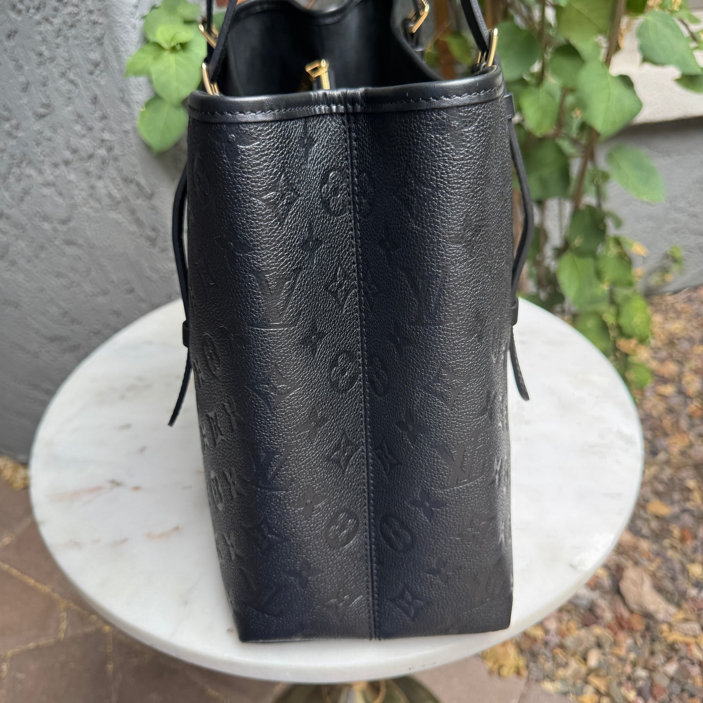 Louis Vuitton Babylone MM Empreinte Leather Tote