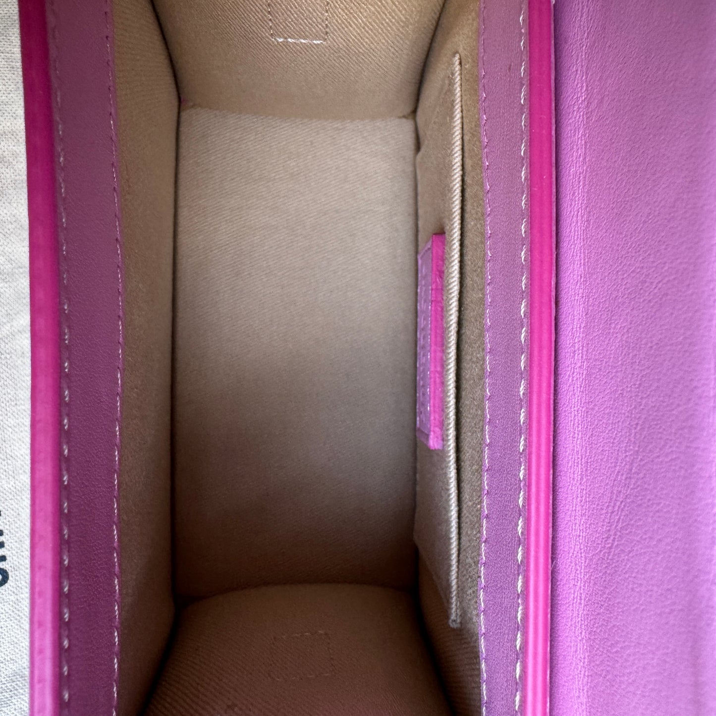 Jacquemus Le Grand Chiquito Top Handle Shoulder Bag