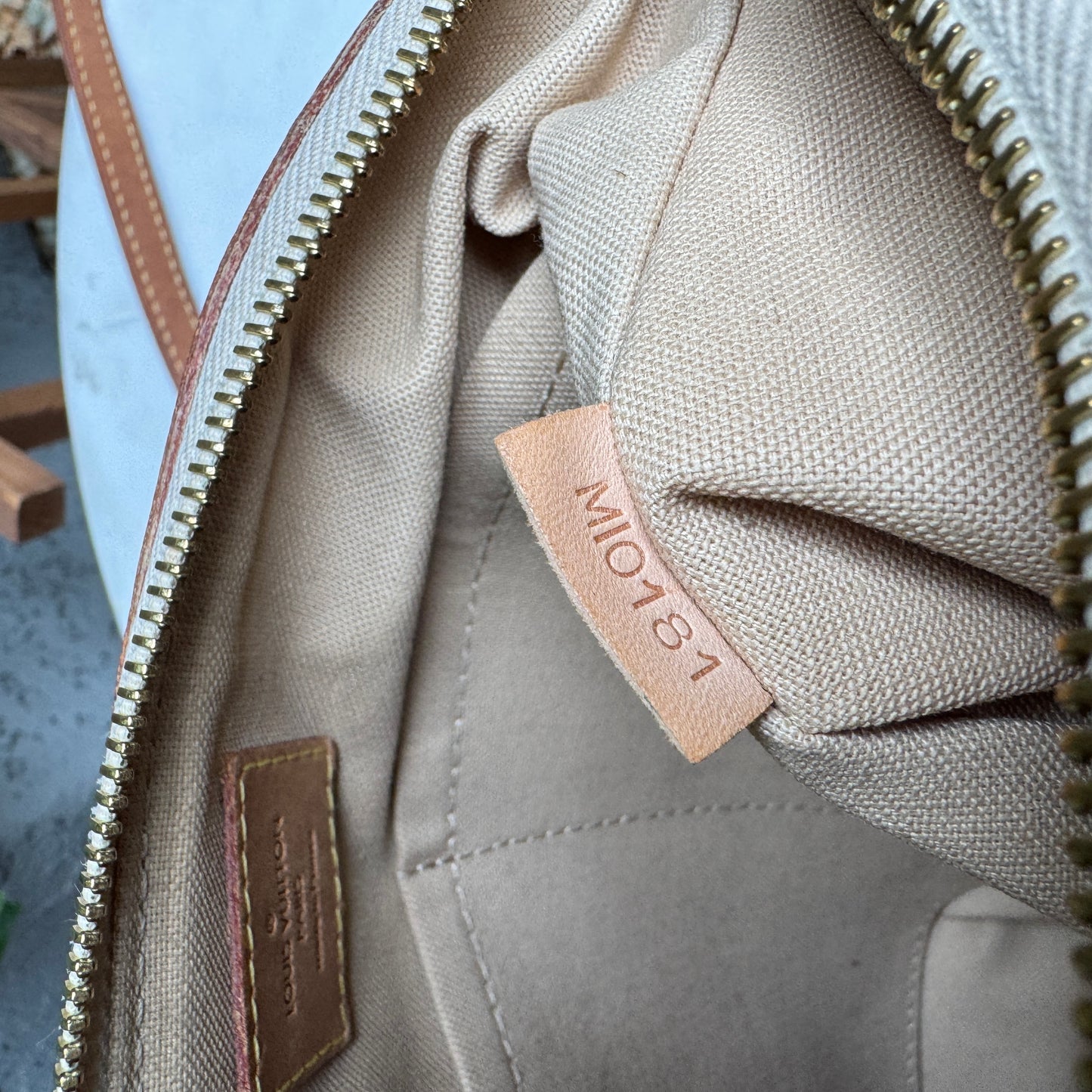 Louis Vuitton Damier Azur Siracusa PM Crossbody