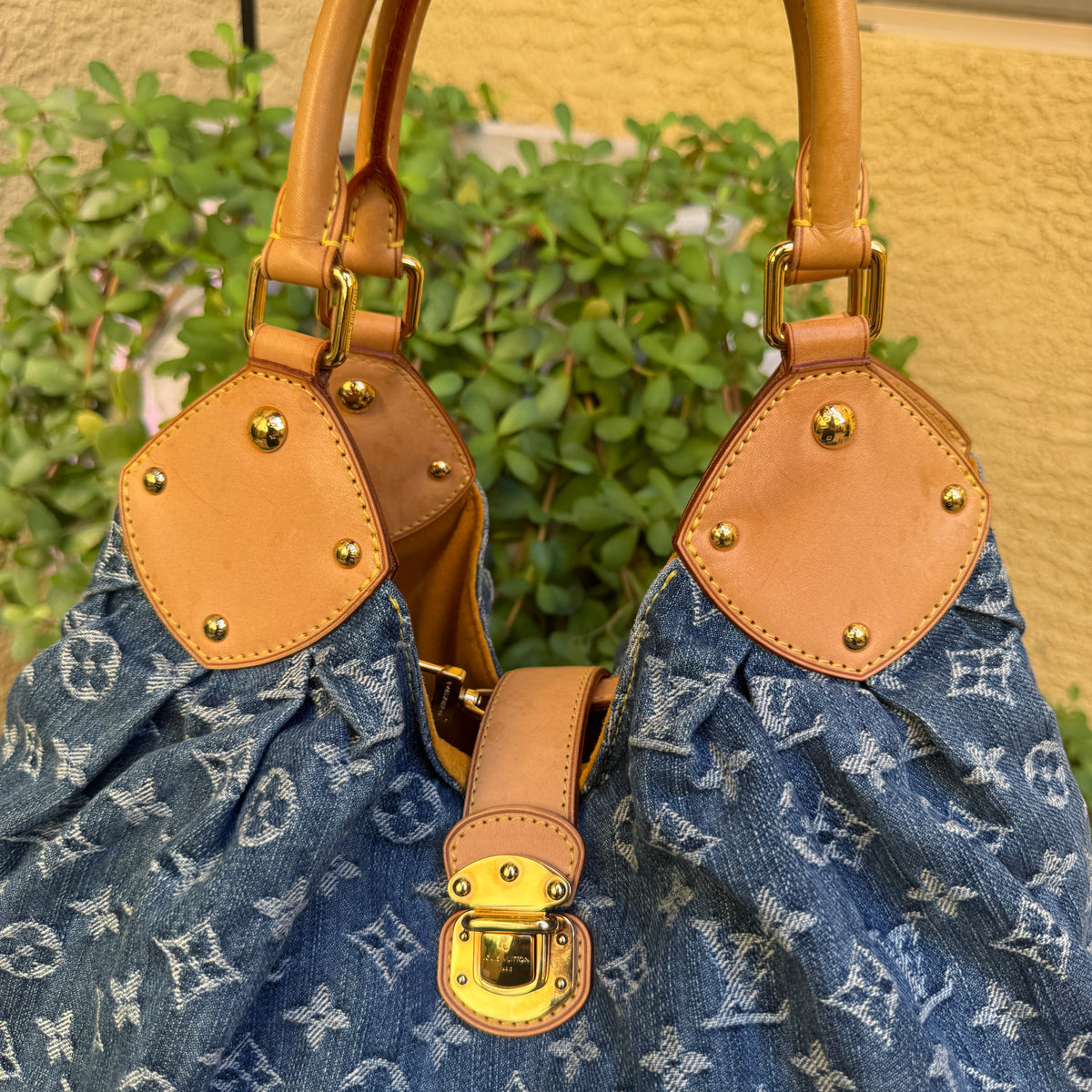 Louis Vuitton Monogram Denim Mahina XL