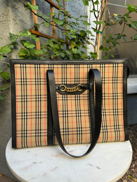 Burberry Large Link Zip 1983 Check Tote