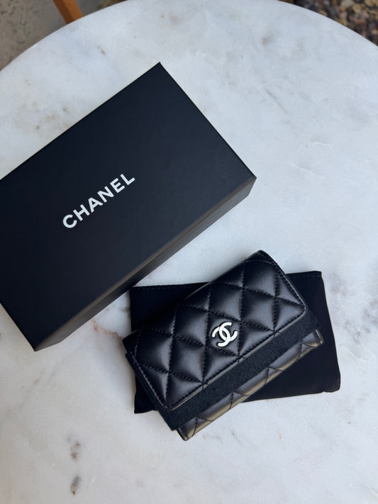Chanel Classic Lambskin Quilted Card Holder Wallet