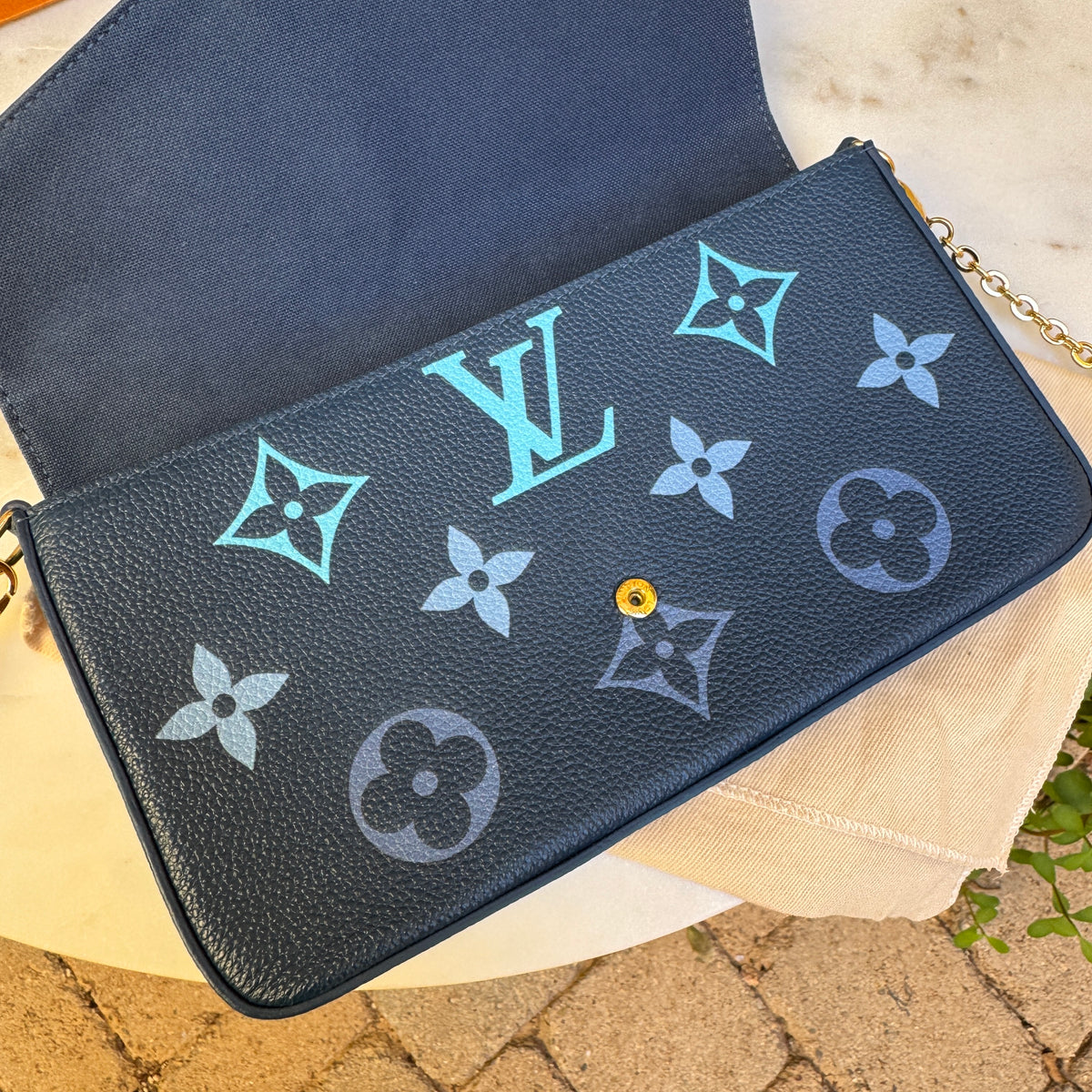 Louis Vuitton Bicolor Gradient Monogram Empreinte Pochette Felicie