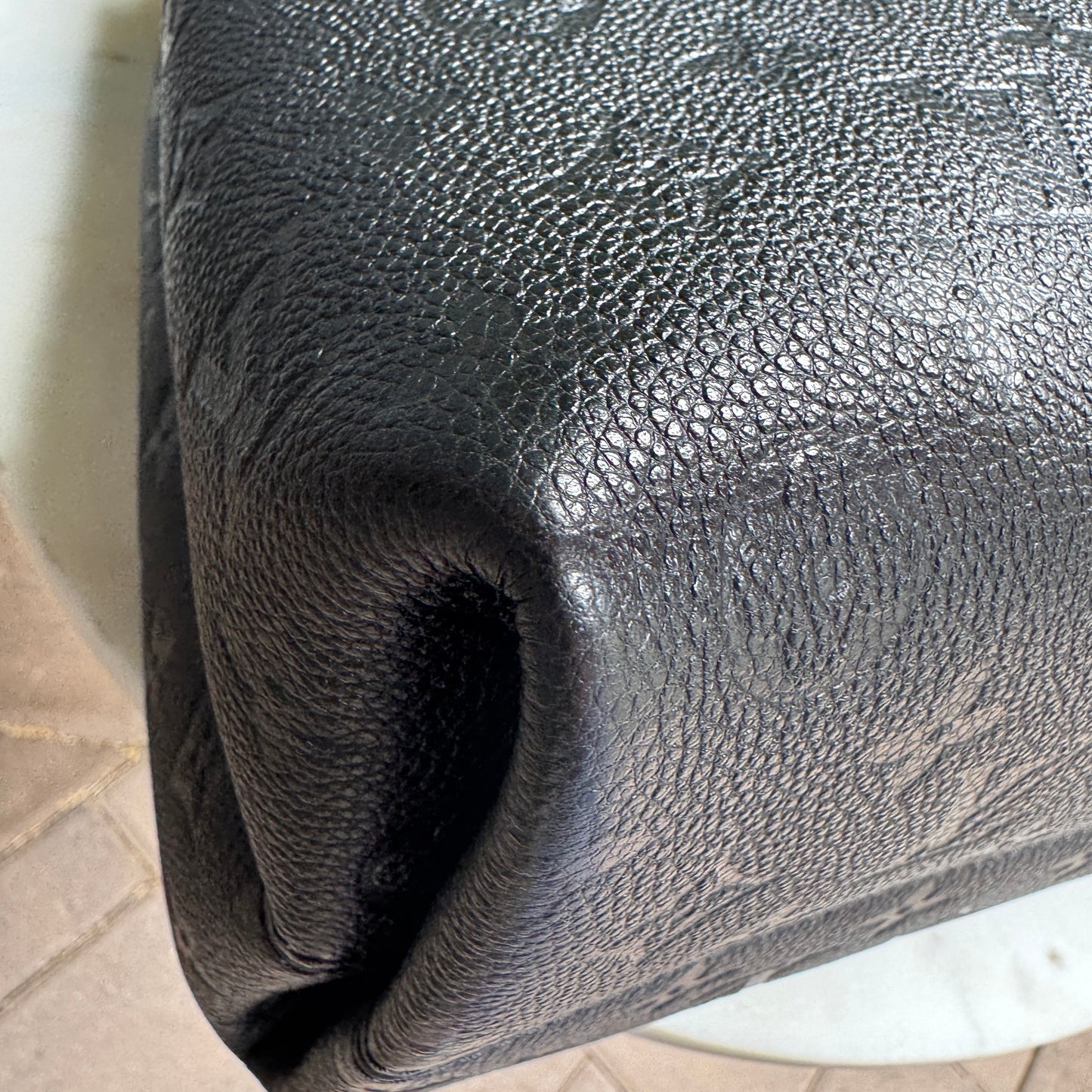 Louis Vuitton Babylone MM Empreinte Leather Tote