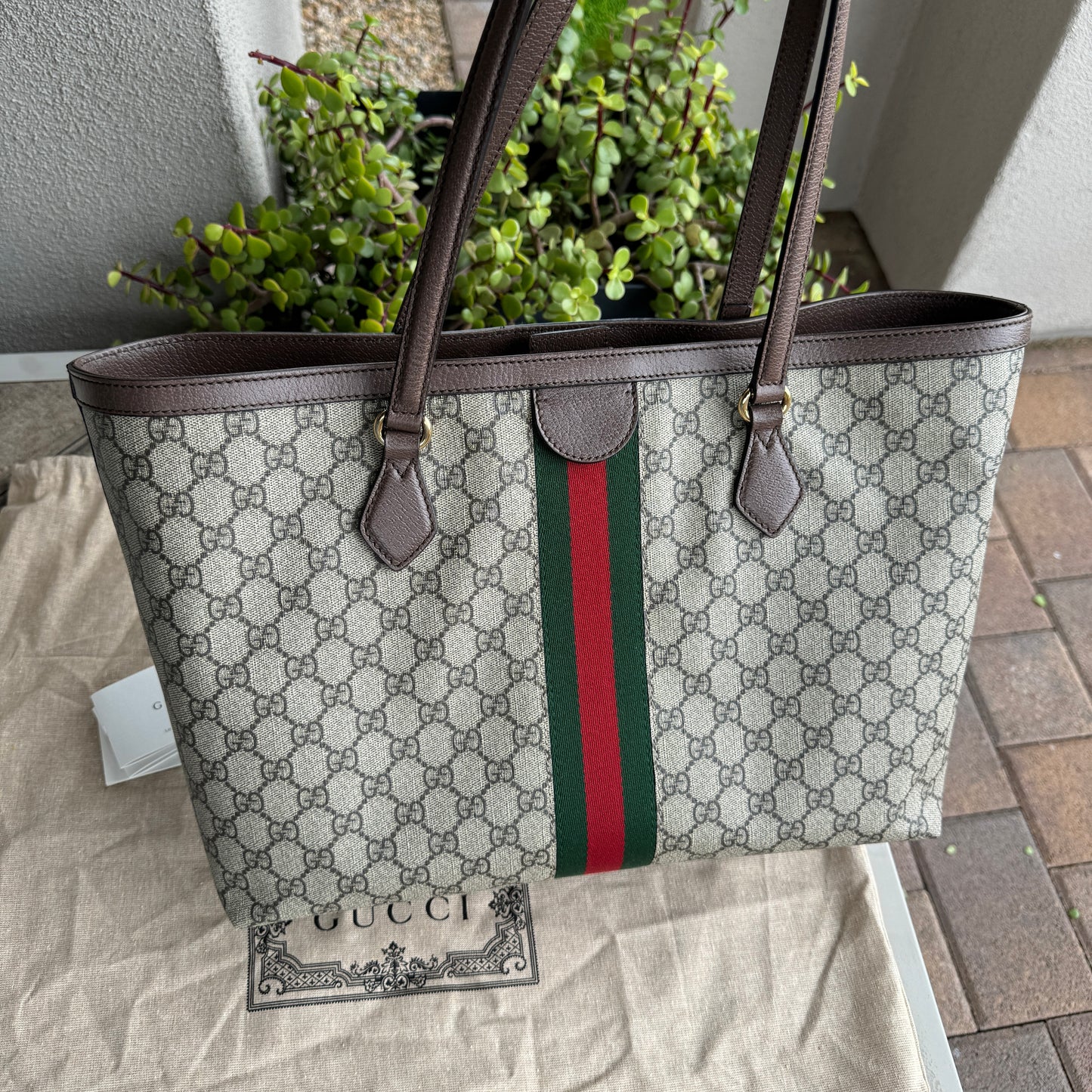 Gucci GG Supreme Monogram Medium Ophidia Shopping Tote