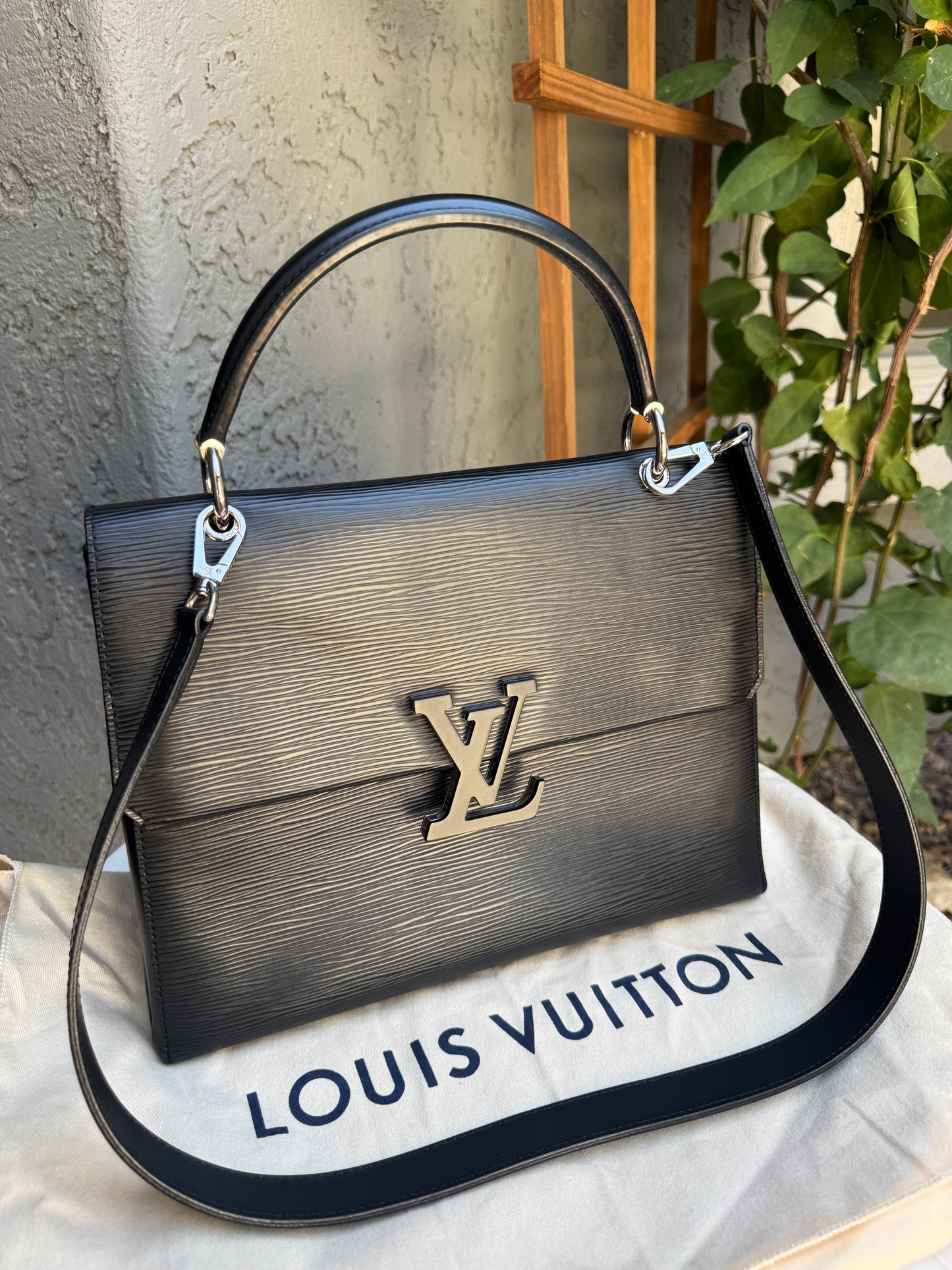 Louis Vuitton Epi Leather Grenelle MM Shoulder Bag