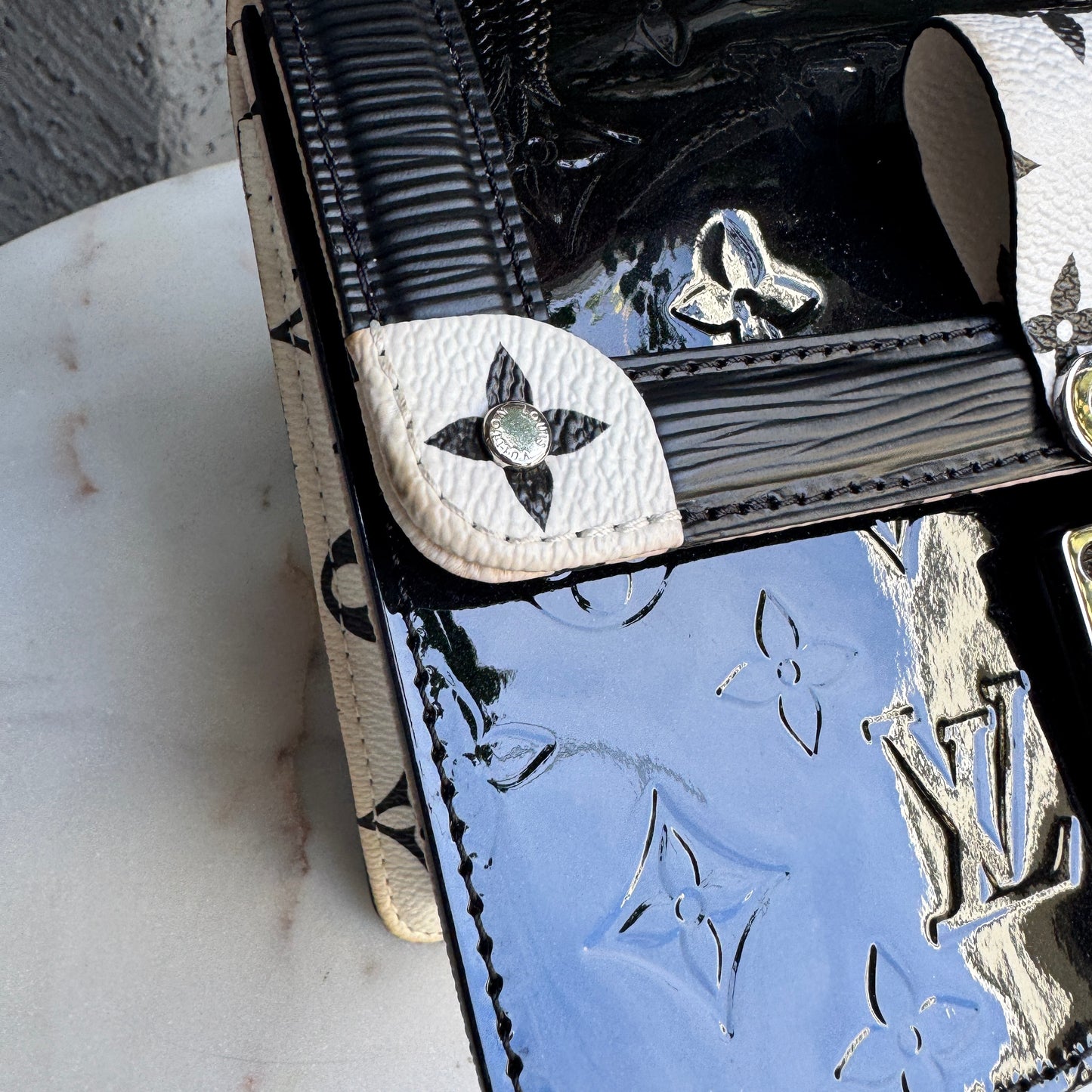 Louis Vuitton Wynwood Monogram Vernis Crossbody
