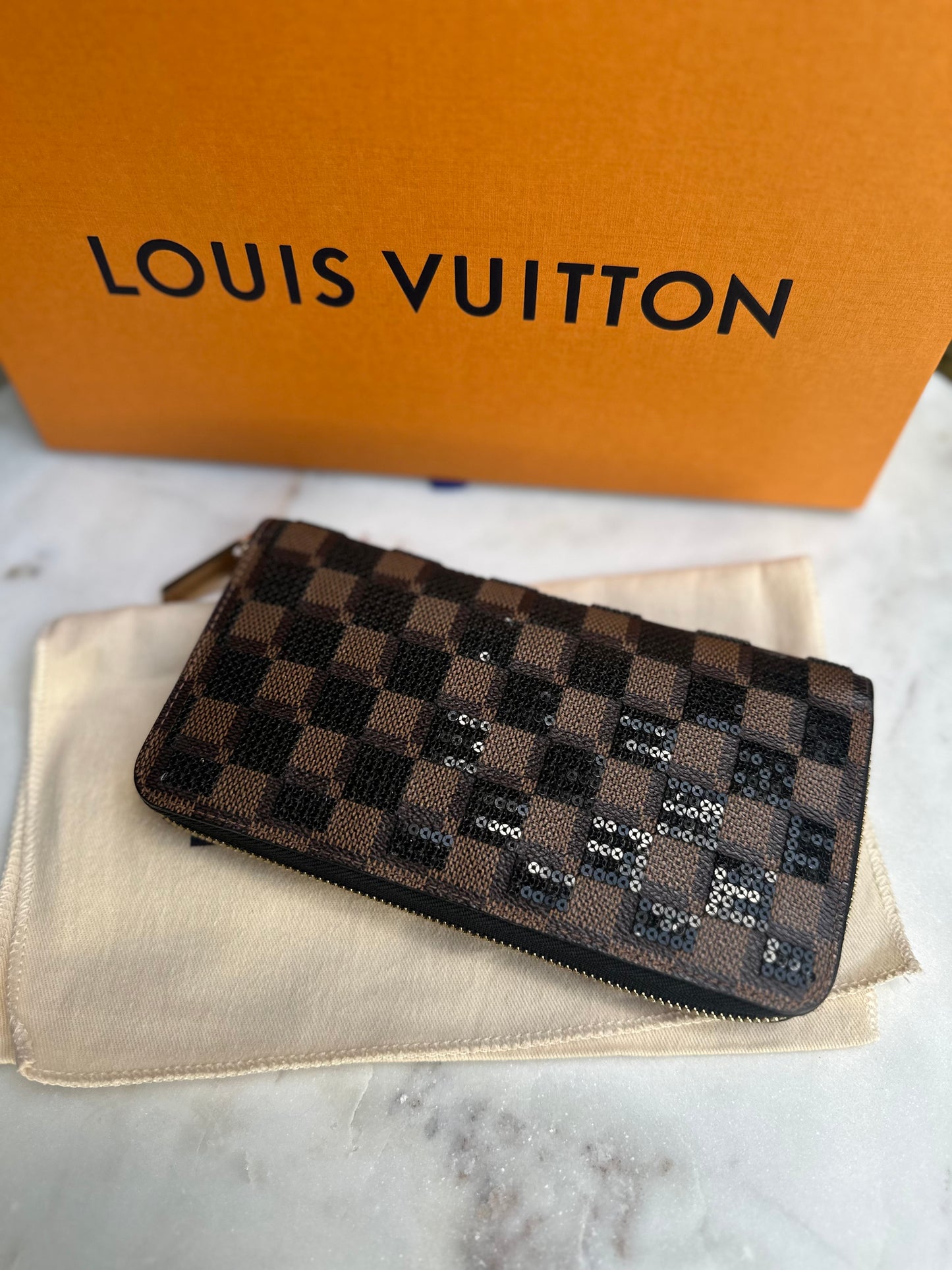 Louis Vuitton Damier Ebene Paillettes Zippy Wallet