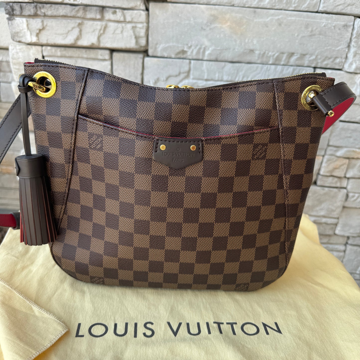 Louis Vuitton Damier Ebene South Bank Besace