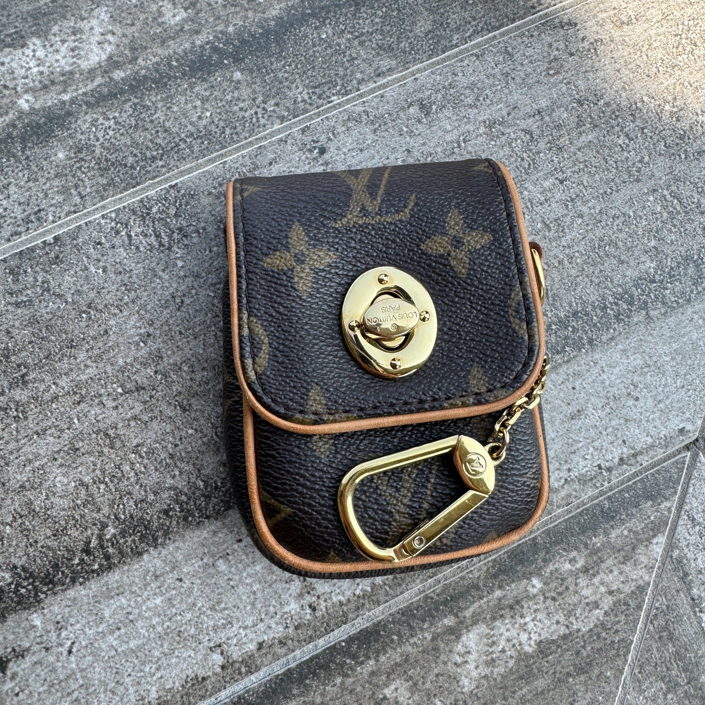 Louis Vuitton Monogram Vintage Tulum Pochette