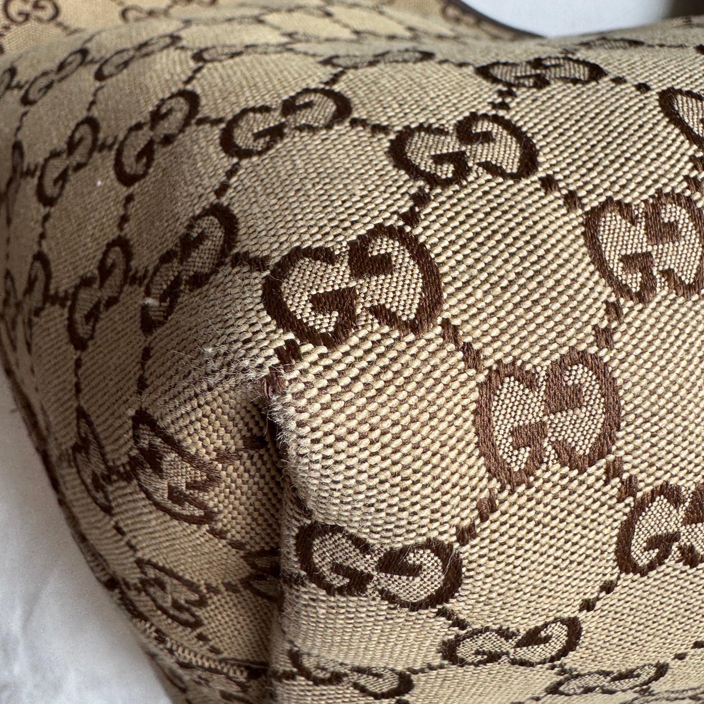 Gucci Giglio Large Monogram Hobo Tote