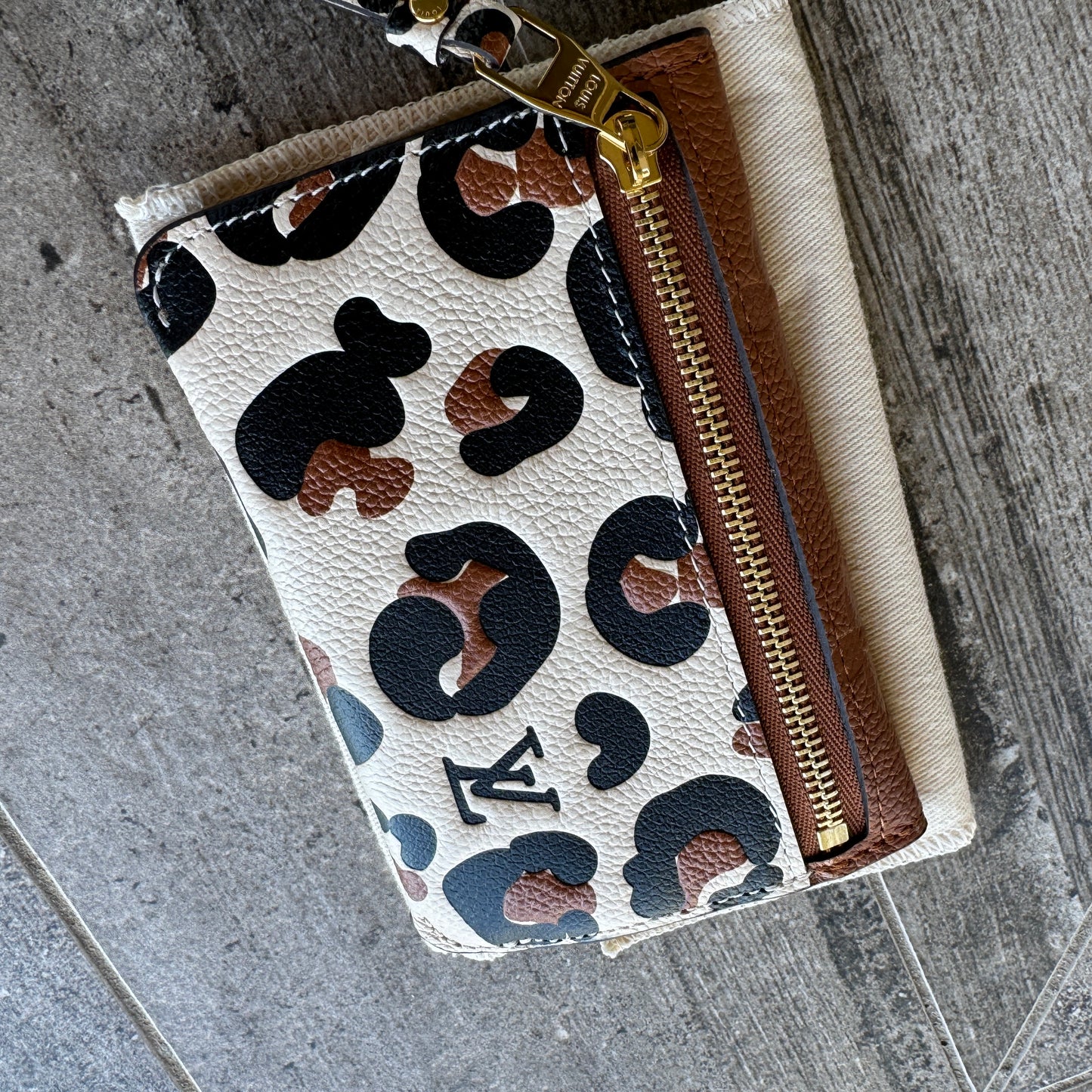 Louis Vuitton Empreinte Monogram Giant Wild At Heart Key Pouch