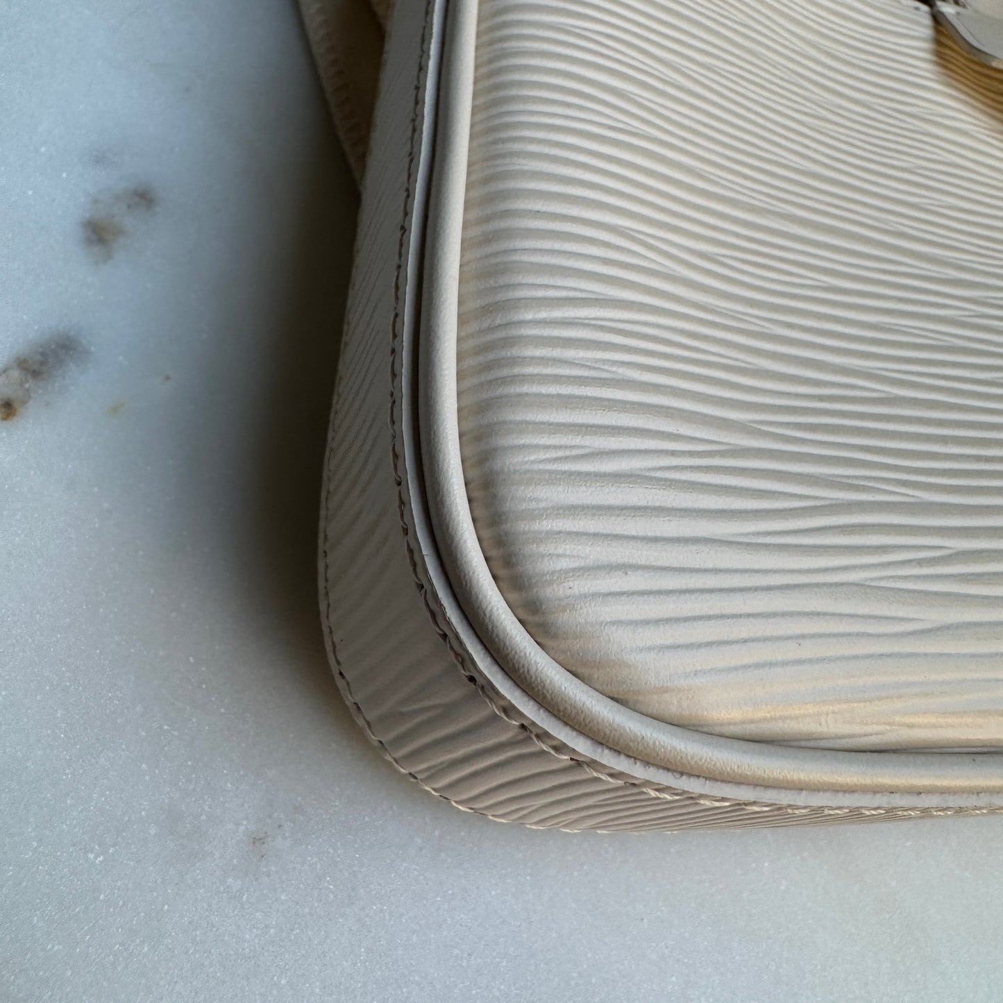 Louis Vuitton Epi Easy Pouch Crossbody