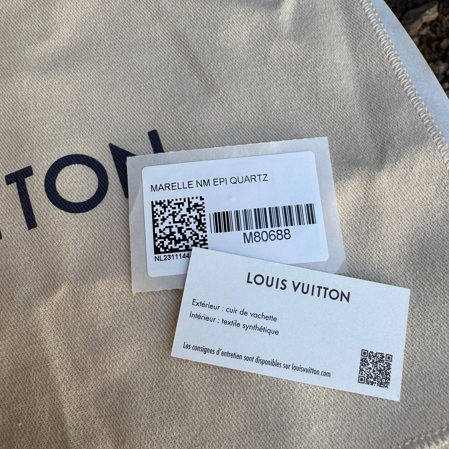 Louis Vuitton Quartz Epi Leather Marelle Crossbody