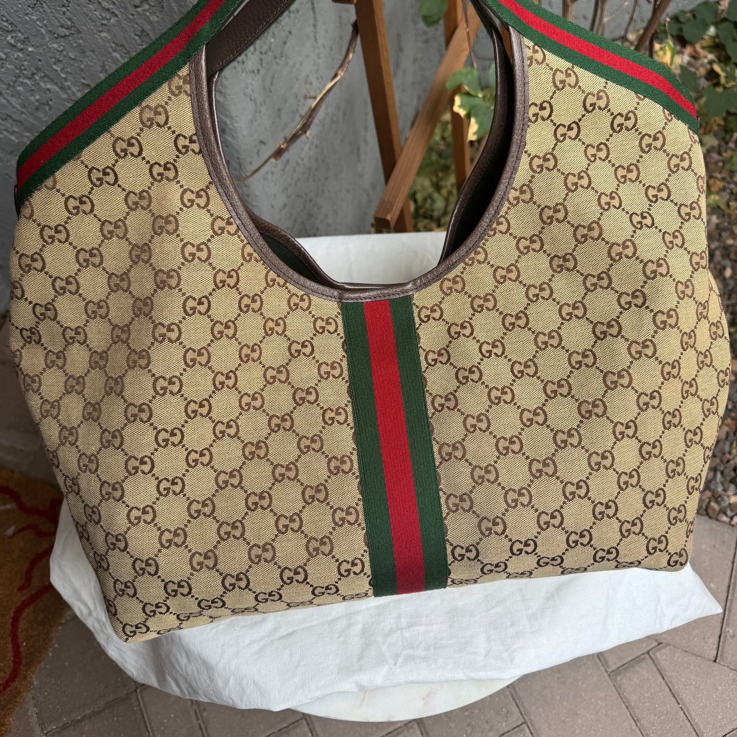 Gucci Giglio Large Monogram Hobo Tote